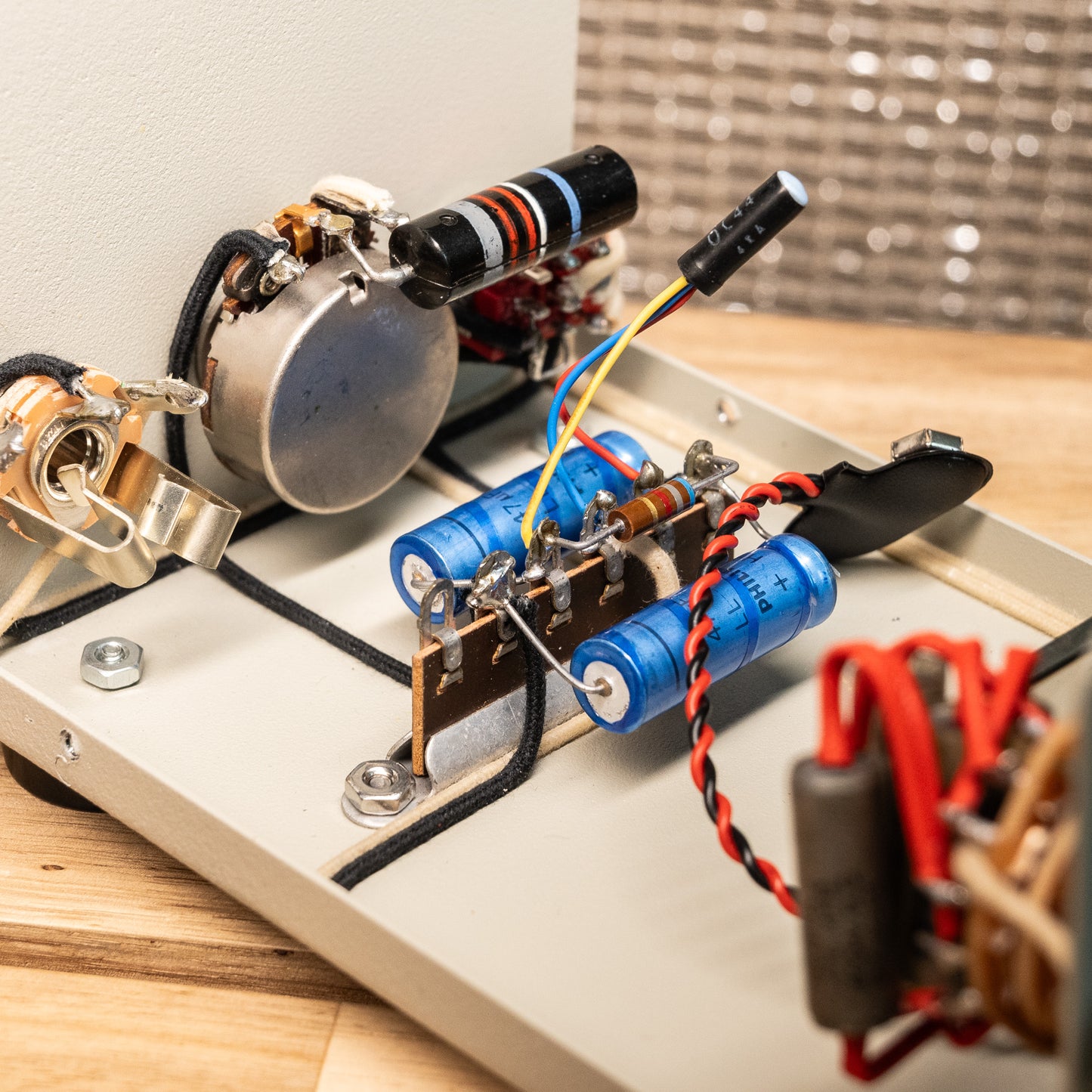 R2R Electric Amptop Treble Booster USED