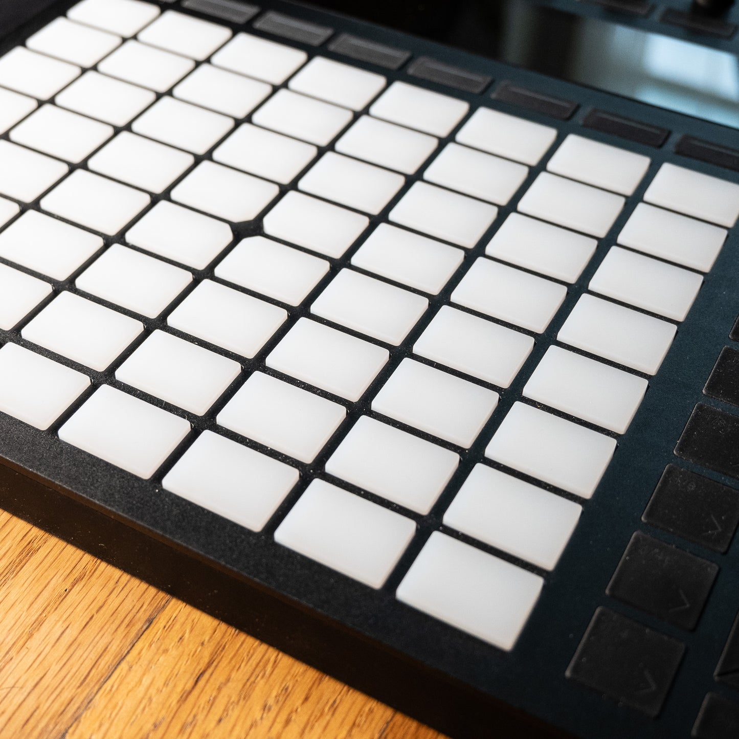 Ableton Push 2 & Live 11 Suite w/ Case & Box USED