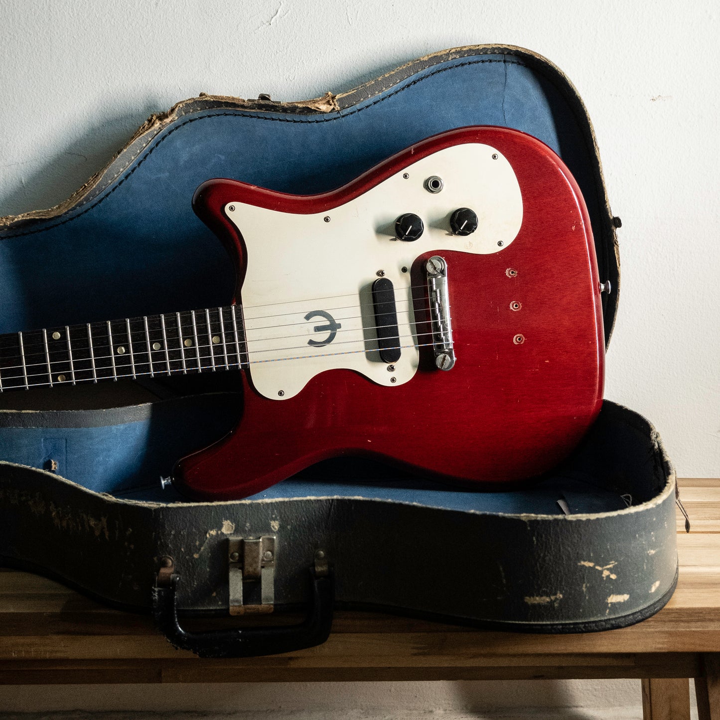 Epiphone Olympic Cherry Red 1966 w/CBC