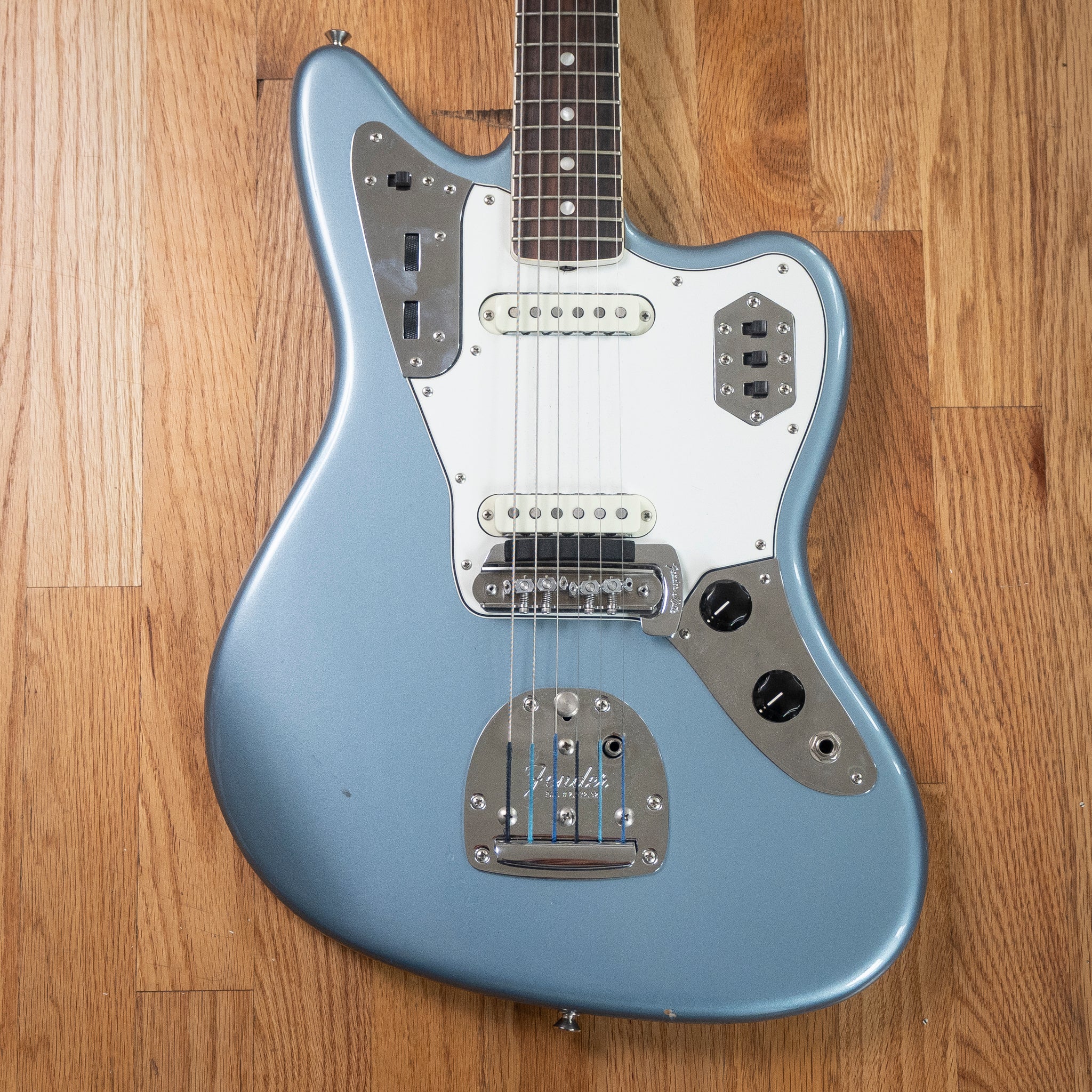 Fender American Vintage 65 Jaguar Ice Blue Metallic USED w