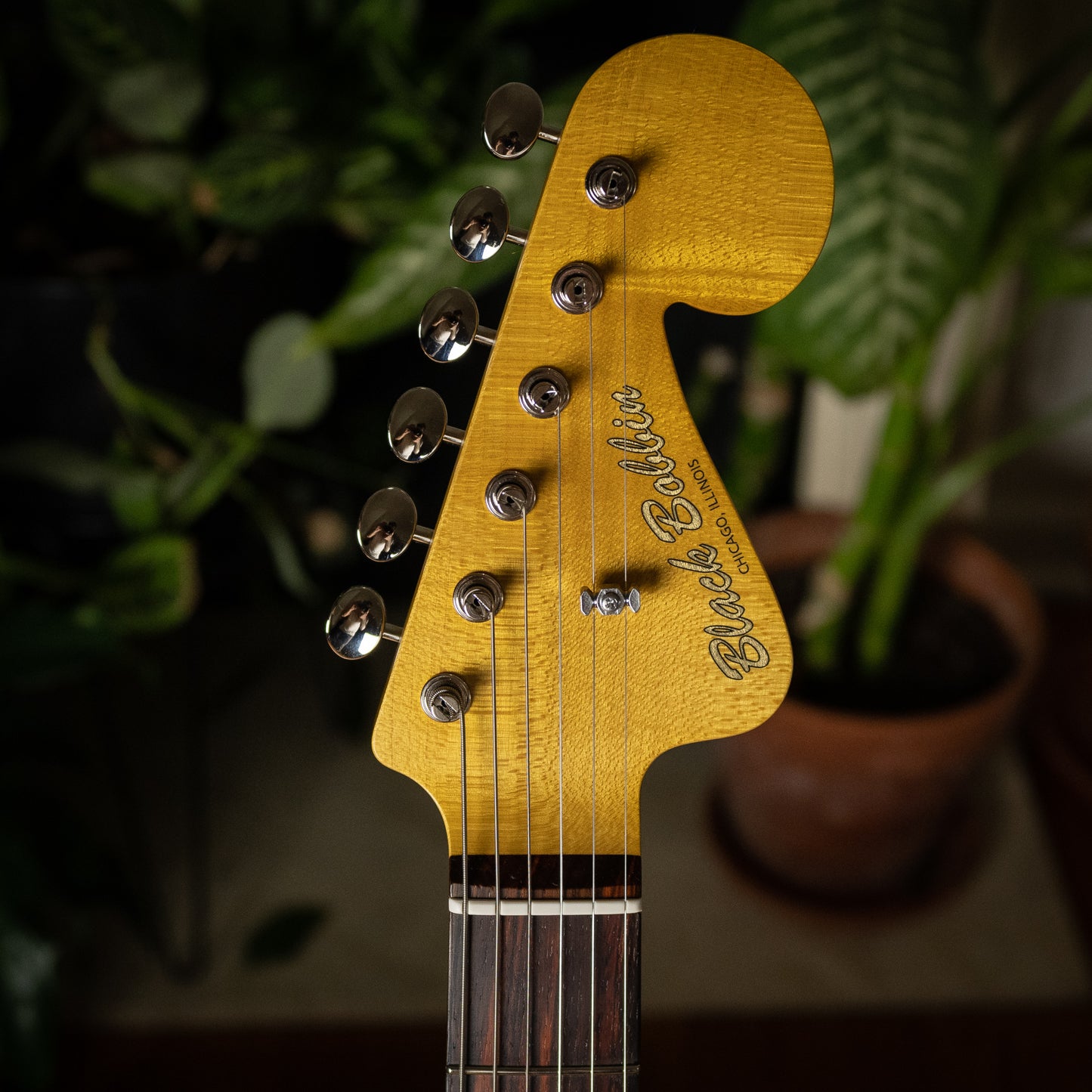 Black Bobbin '62 Custom JM Raspberry Smoothie