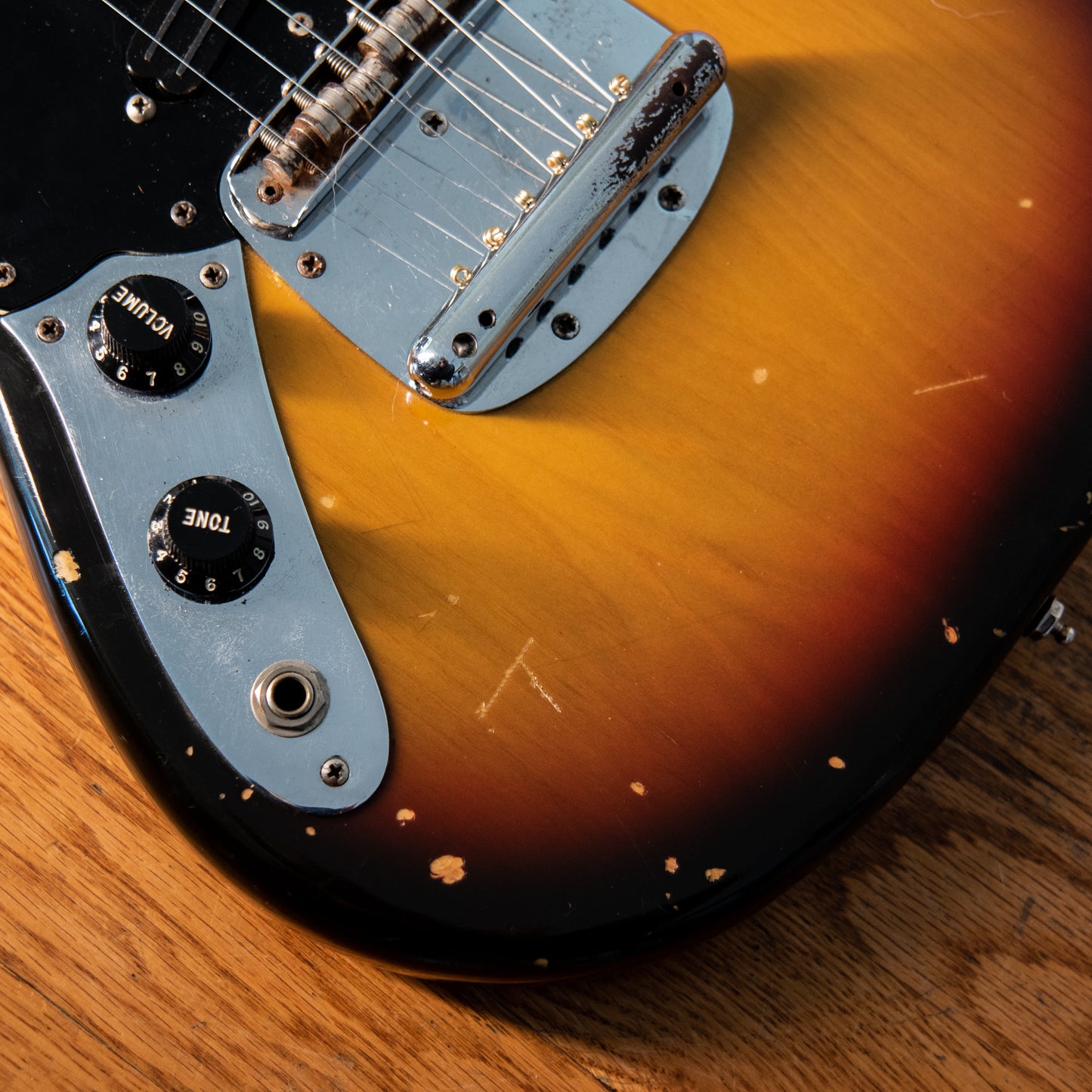 Fender Mustang Left Handed Sunburst 1970s w/OHSC
