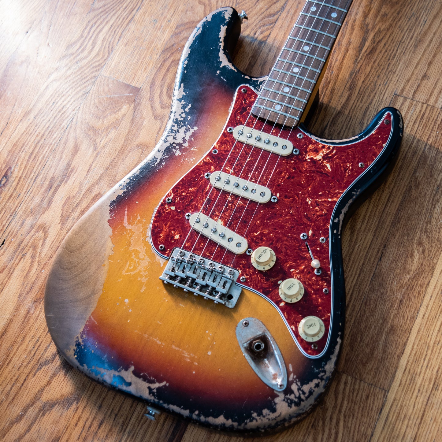 Fraser S-Style Sunburst Aged W/HSC