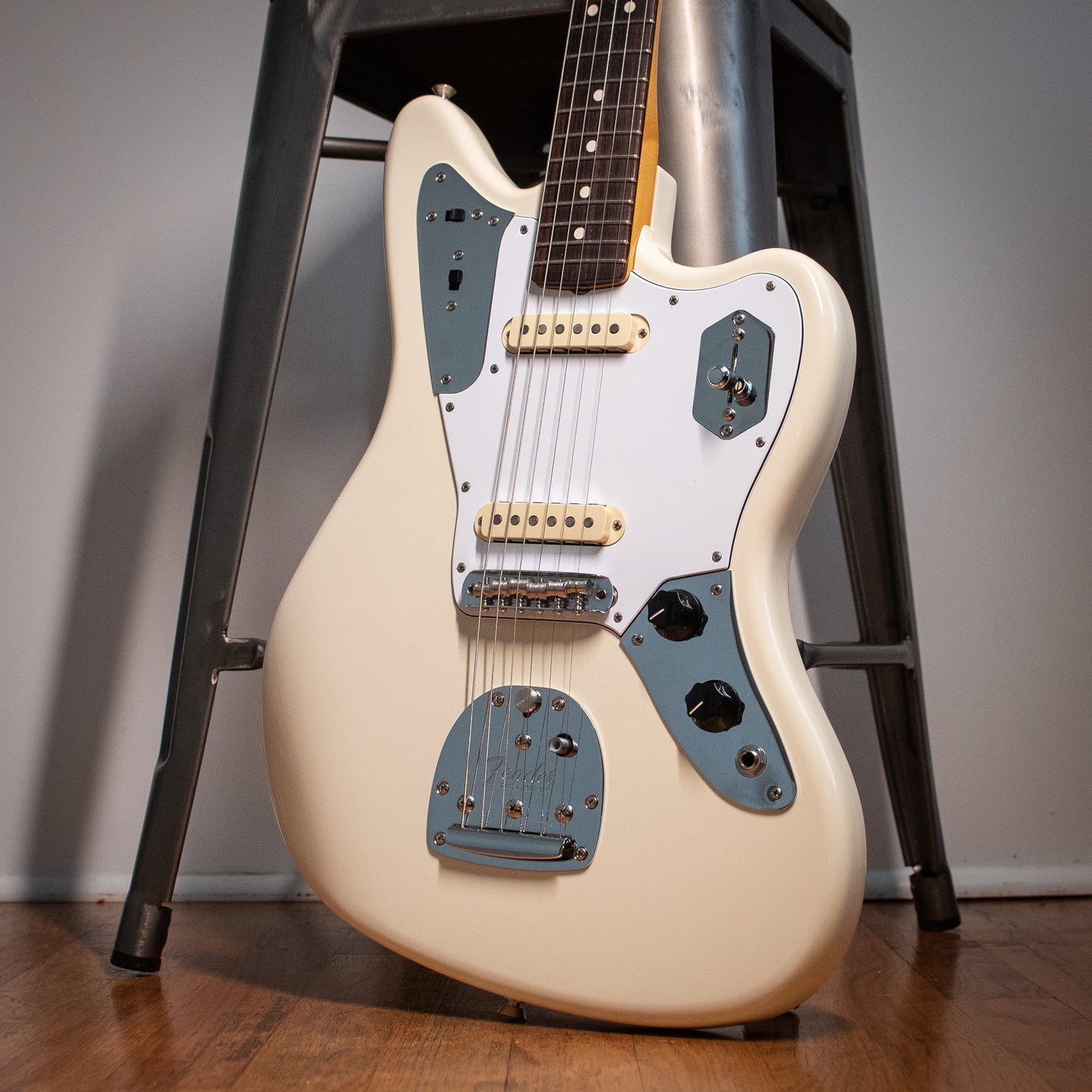 Fender Johnny Marr Jaguar Olympic White w/OHSC
