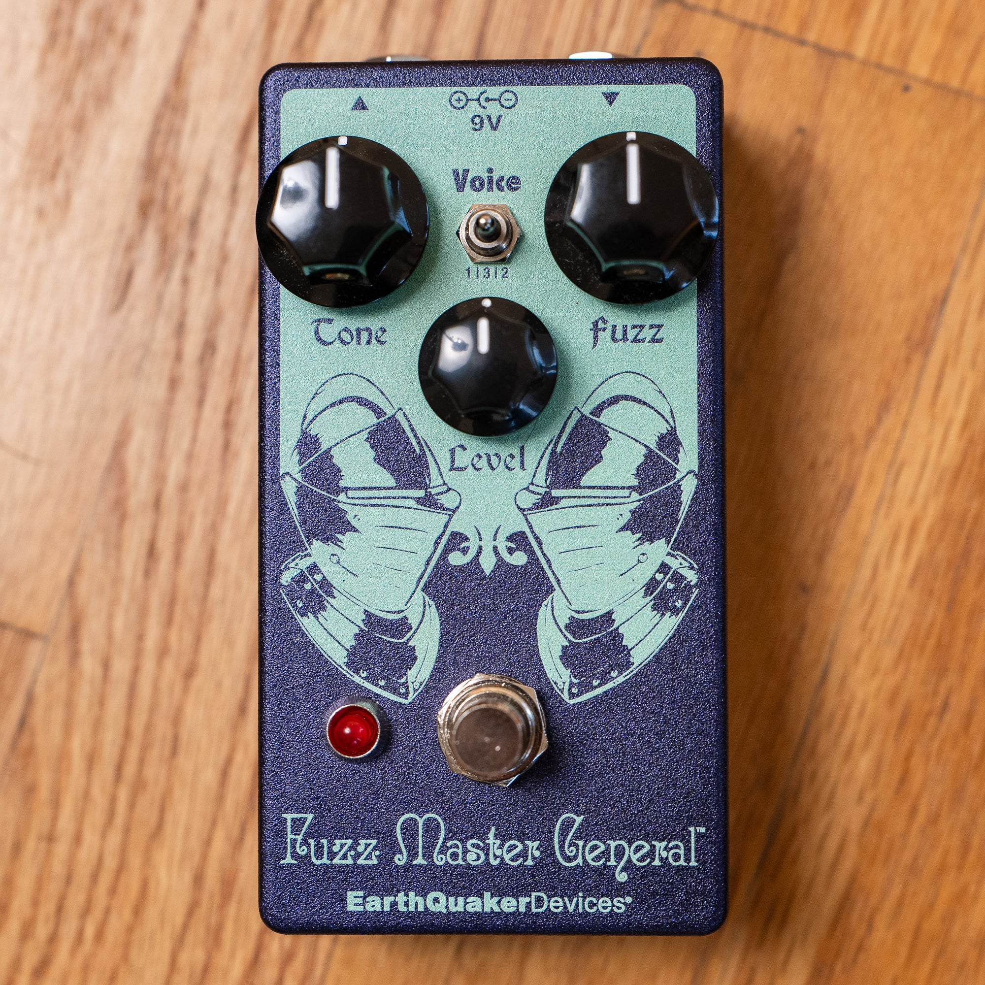 Effects – Black Bobbin