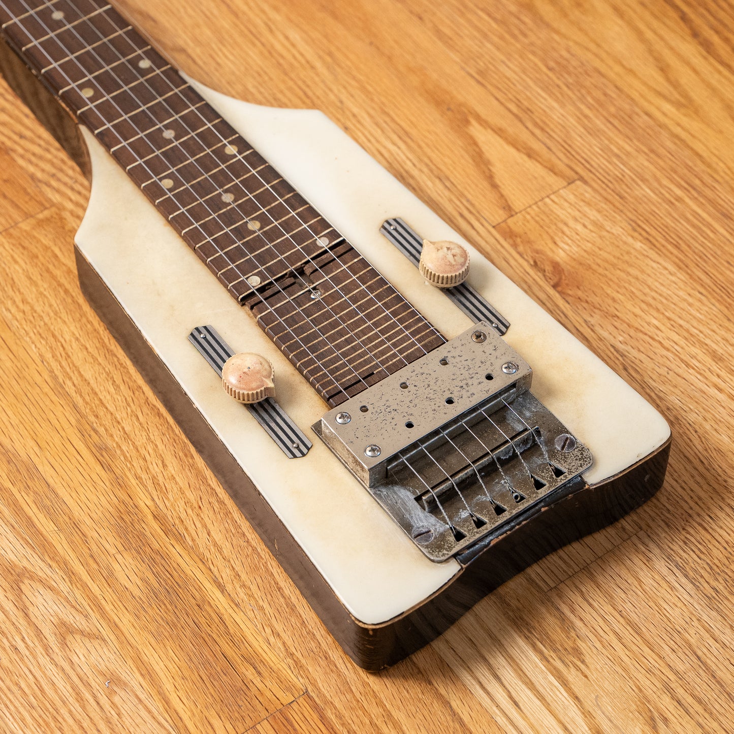 Silvertone Crest Lapsteel 1941