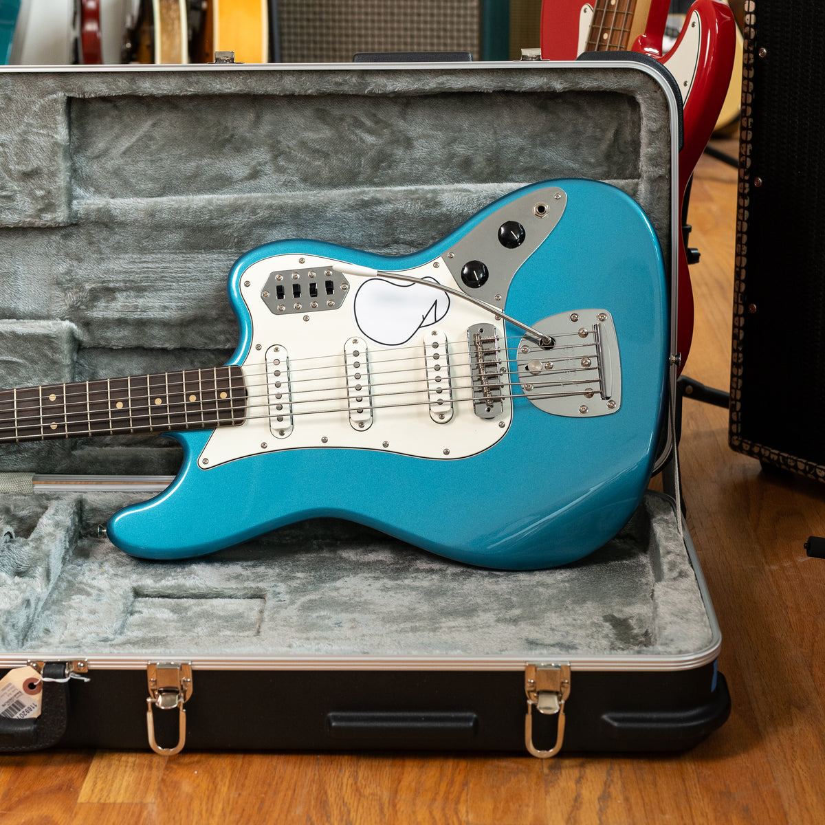 Fender Bass VI Lake Placid Blue 2023 w/ Hardshell Case