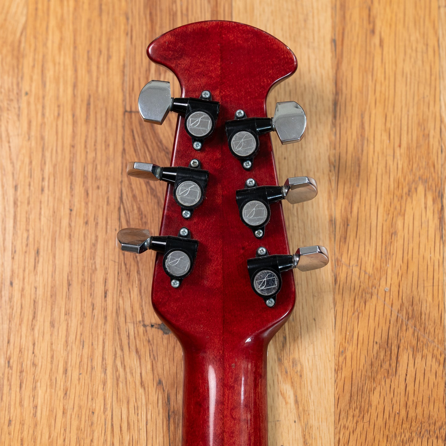Ovation Tornado Red 1972