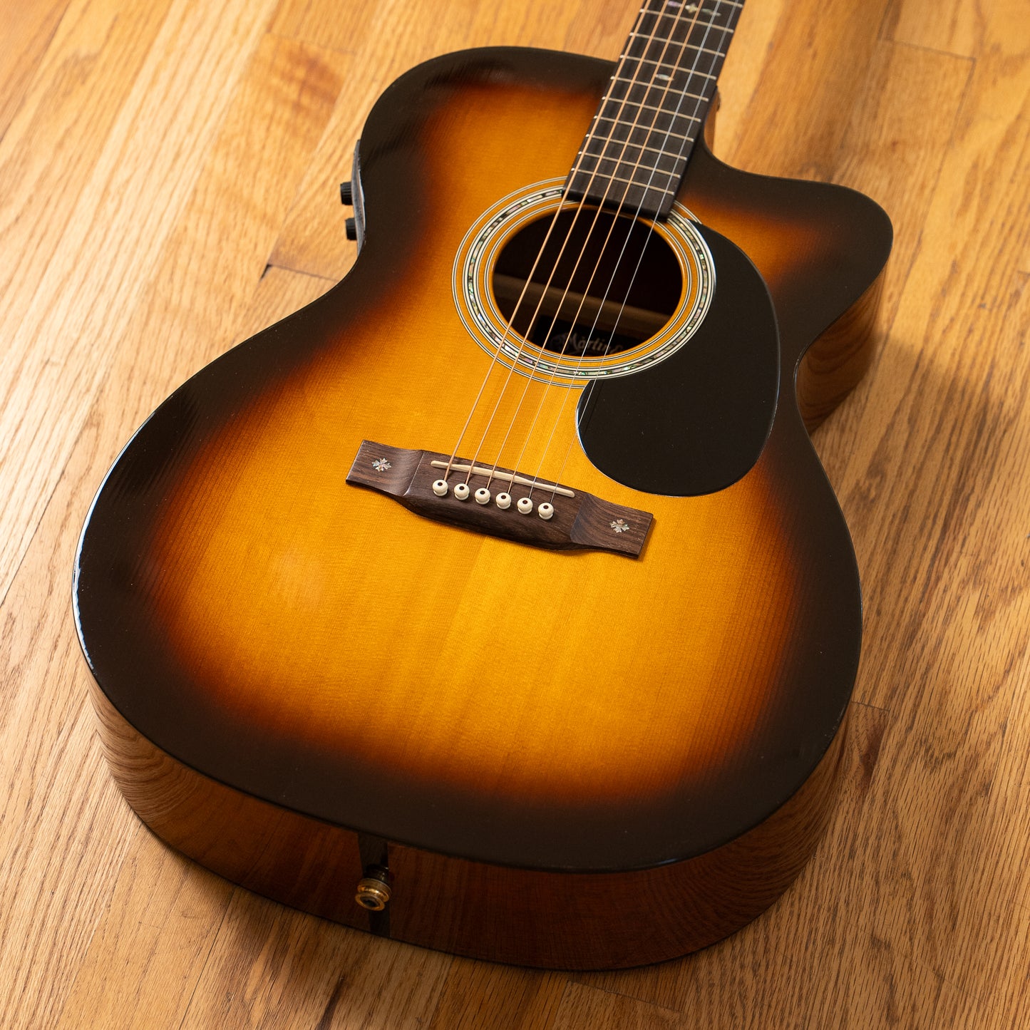 Martin SPNAMM 100 Sunburst 2001