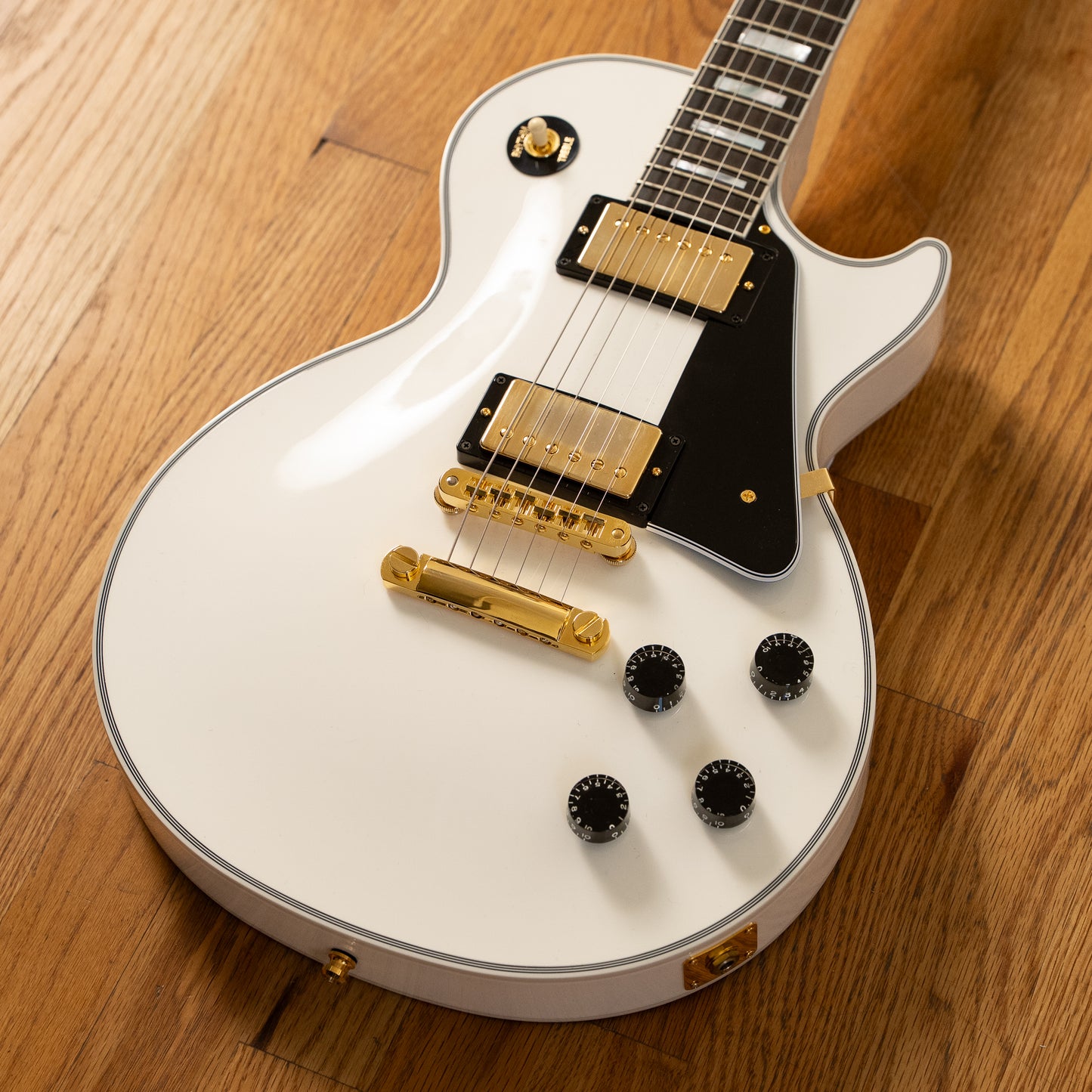 Gibson Custom Shop Les Paul Custom Alpine White 2025