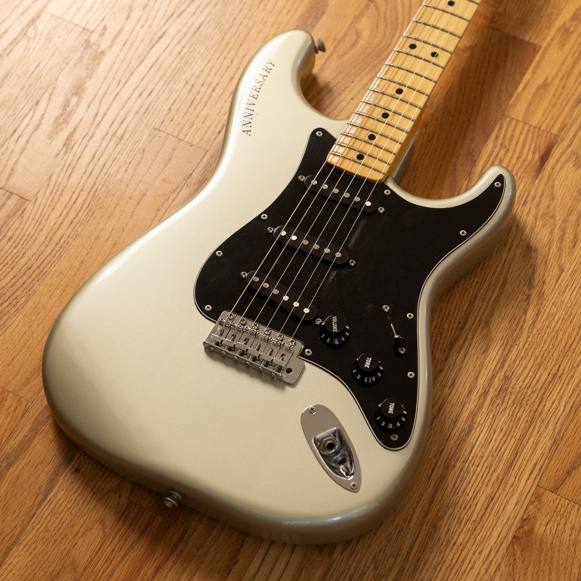 Fender Stratocaster 25th Anniversary Silver MINT CONDITION 1979