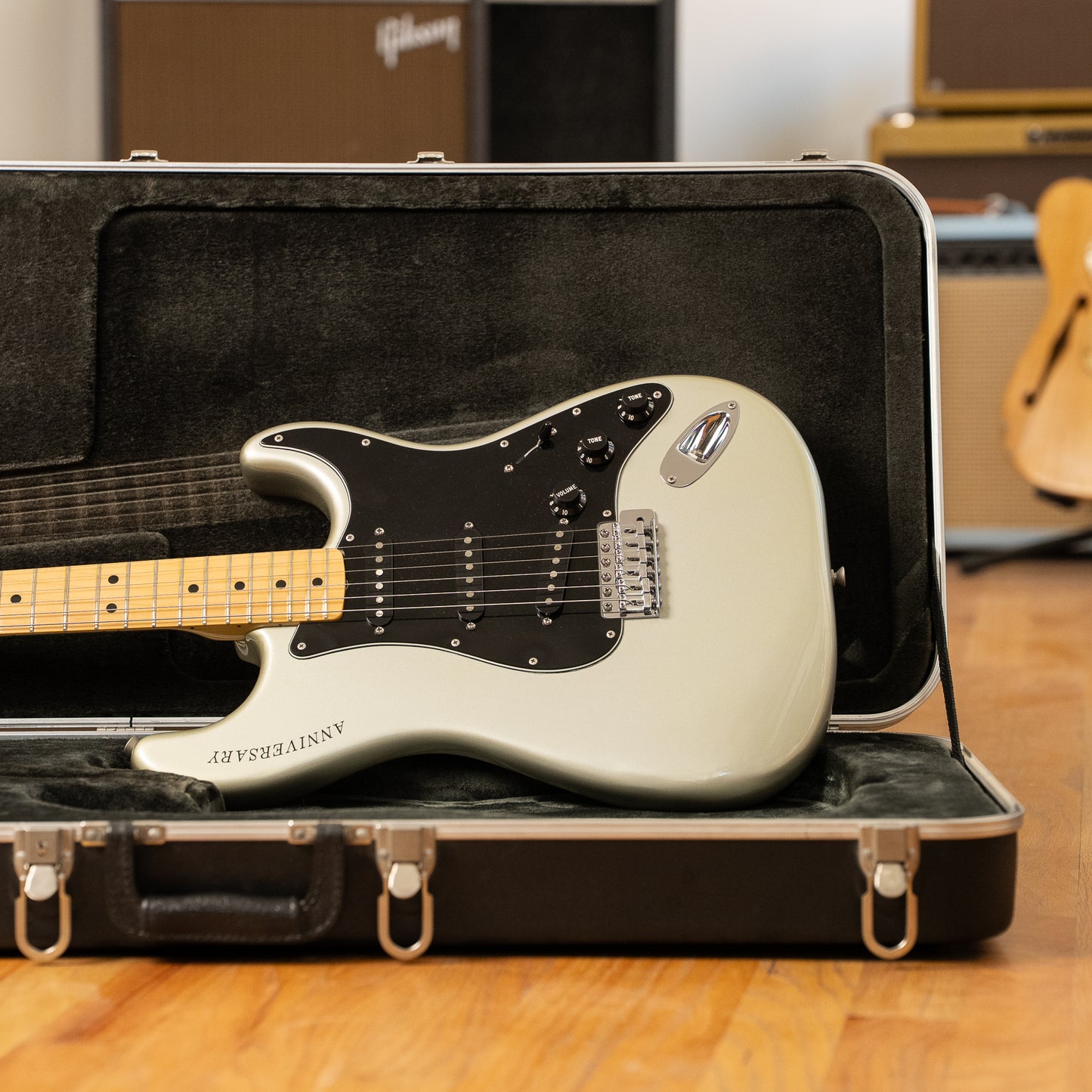 Fender Stratocaster 25th Anniversary Silver MINT CONDITION 1979