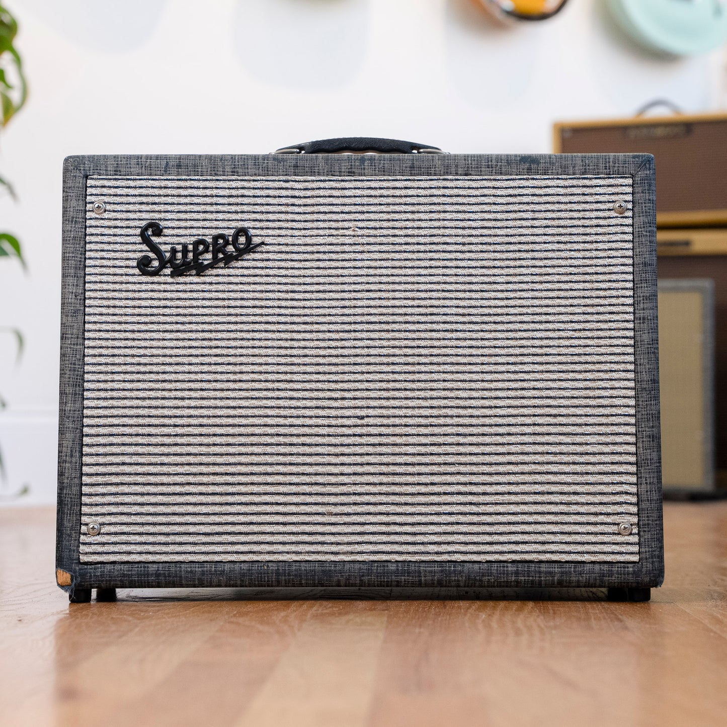 Supro 16 T 1965