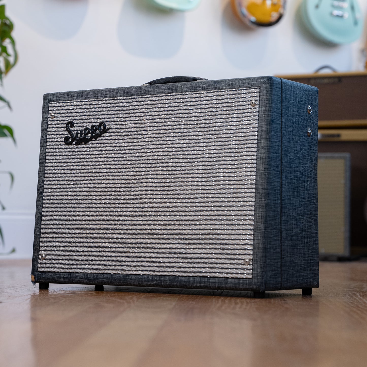 Supro 16 T 1965