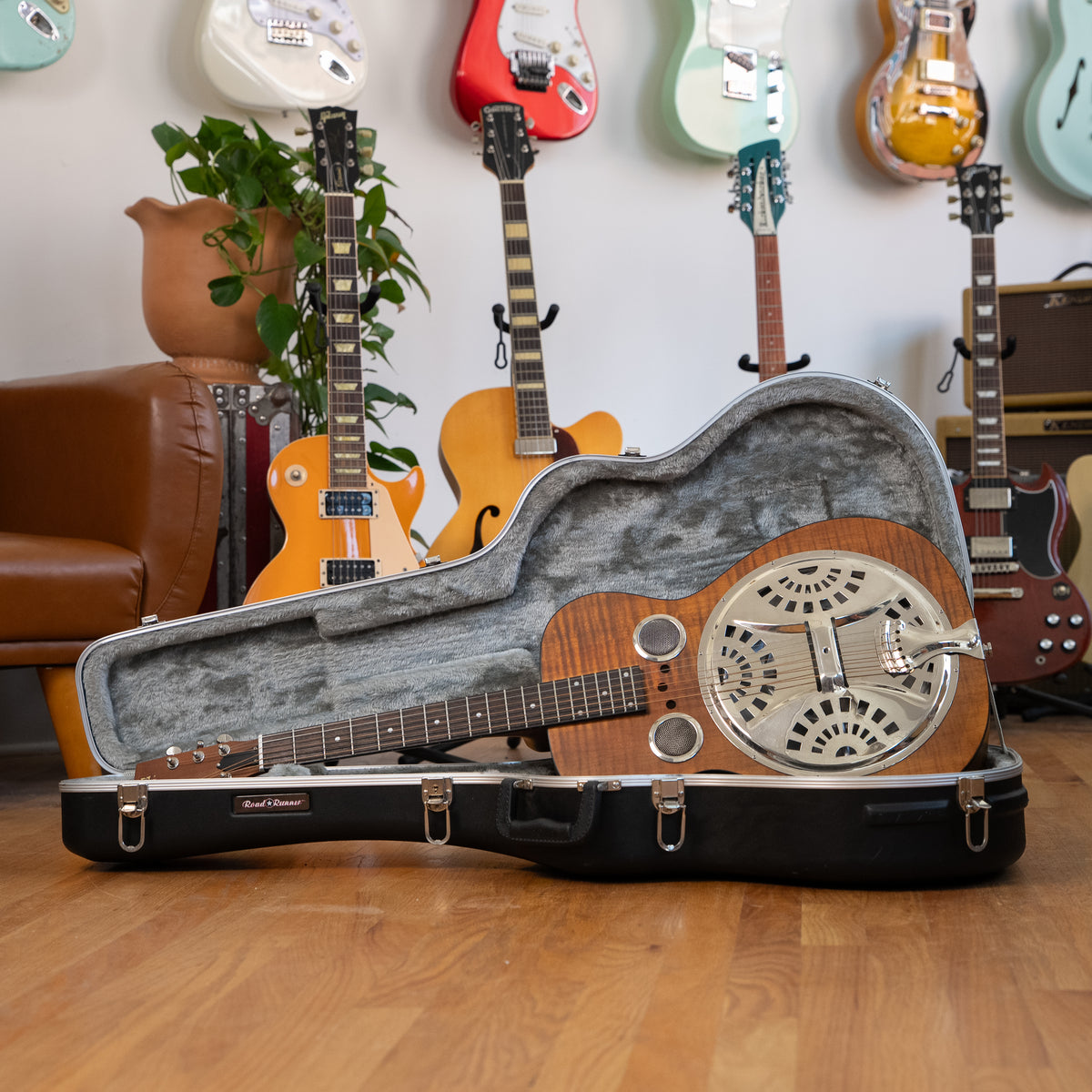 Dobro Resonator Tiger Walnut 2010s w/ OHSC