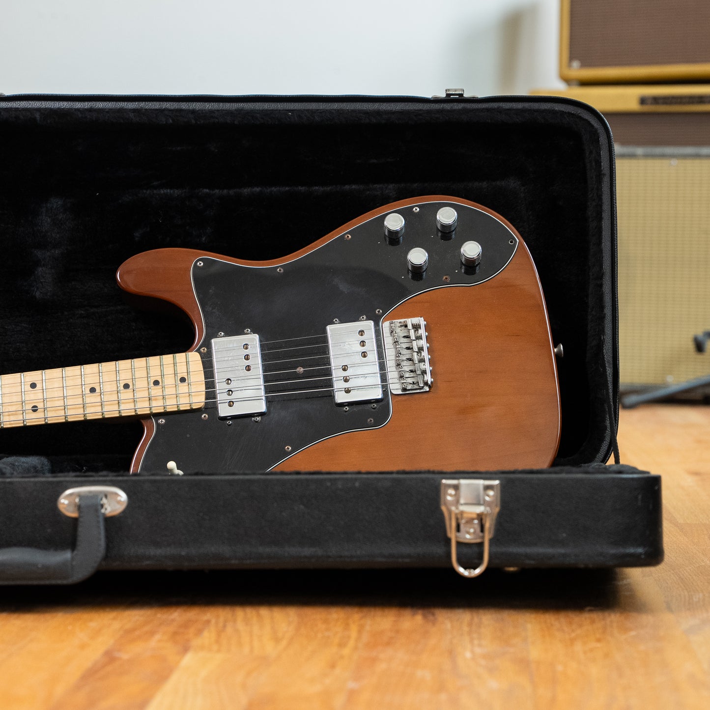 Fender Telecaster Deluxe Walnut 2000s w/ OHSC
