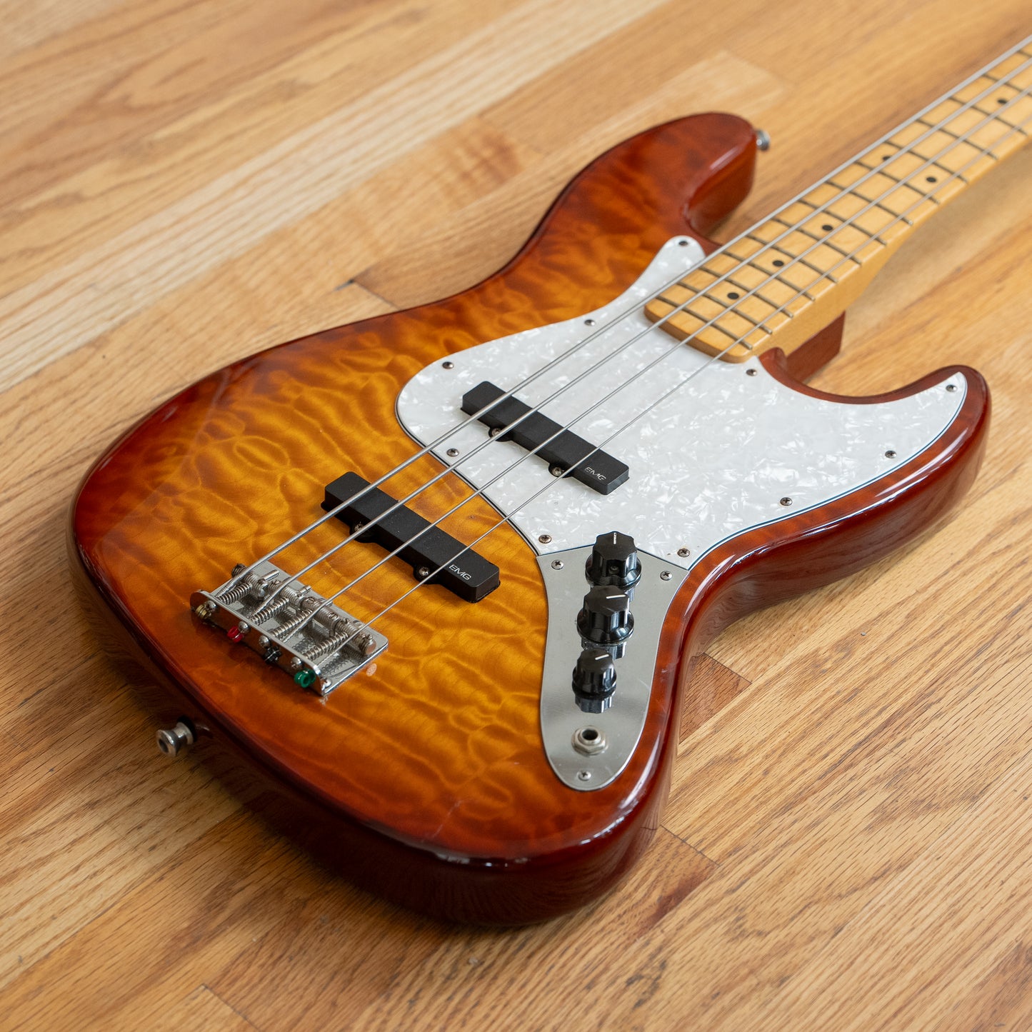 Fender P-J Tiger Sunburst 2000's Electric Bass - No Case