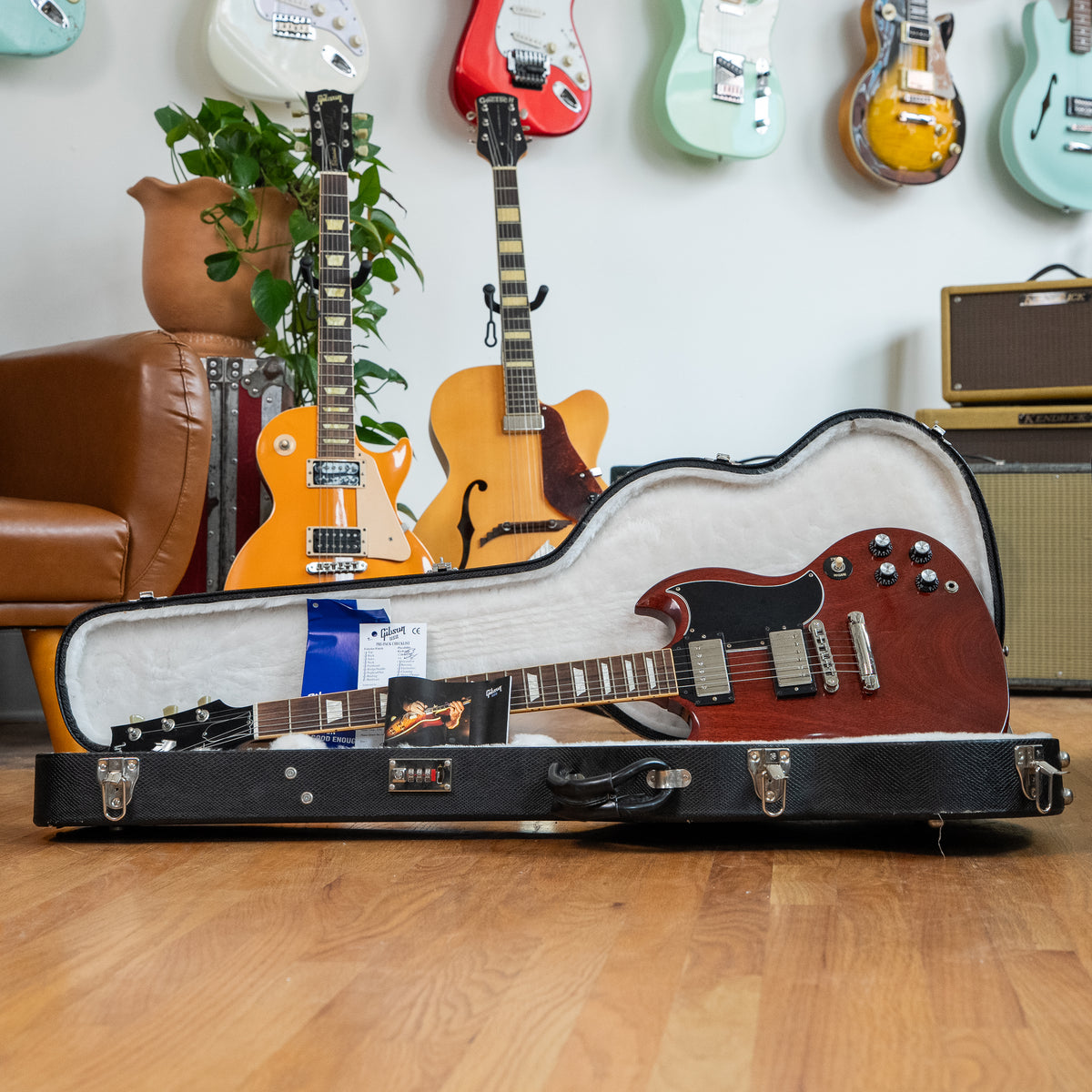 Gibson SG Cherry 2000s W/ OHSC