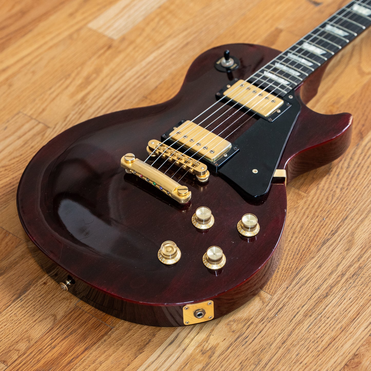Gibson Les Paul Wine Red w/ Gold Hardware 1990's w/OHSC