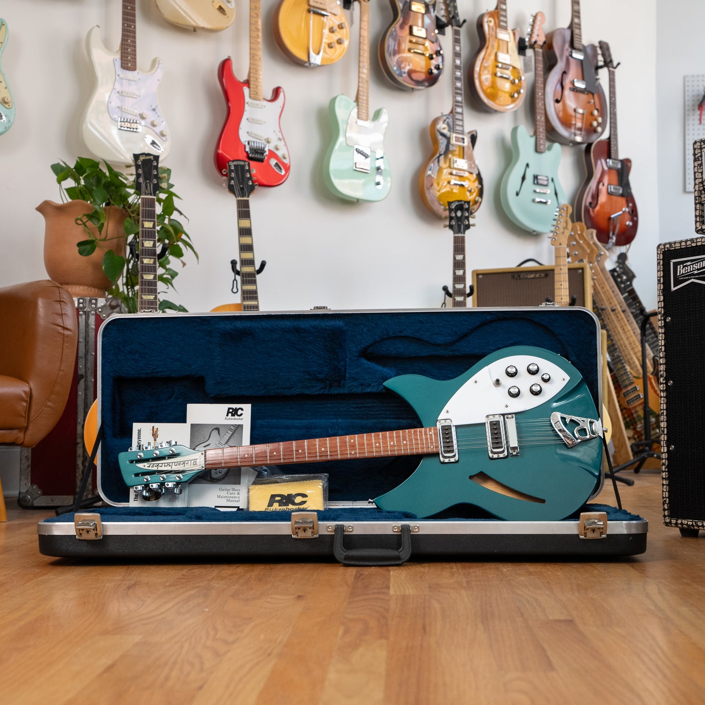 Rickenbacker 330 12-String Turquoise 1990's w/ OHSC