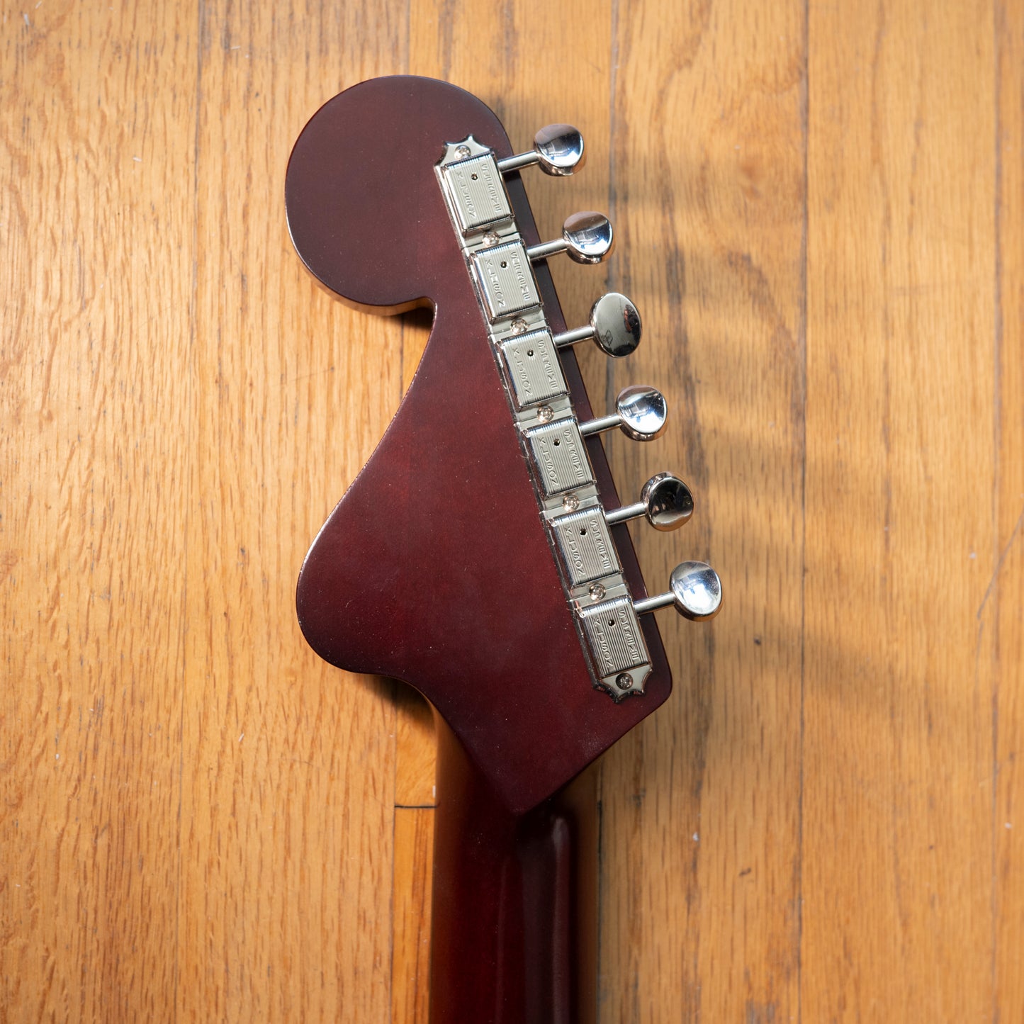 Black Bobbin Phantone VI Coralline Sparkle Store Stock