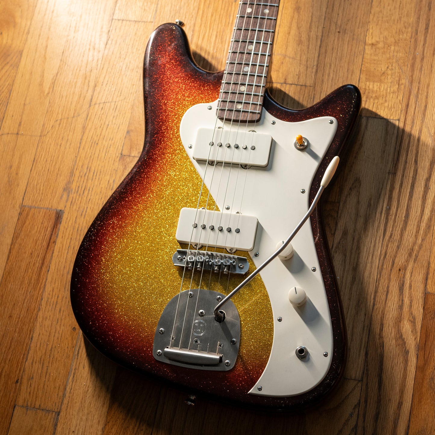 Black Bobbin Phantone Sunburst Sparkle