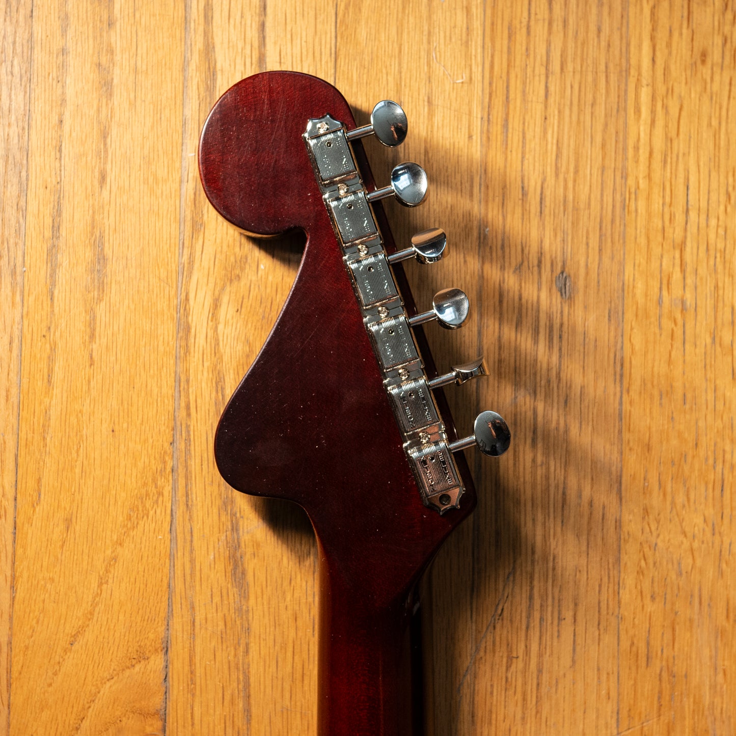 Black Bobbin Phantone Sunburst Sparkle