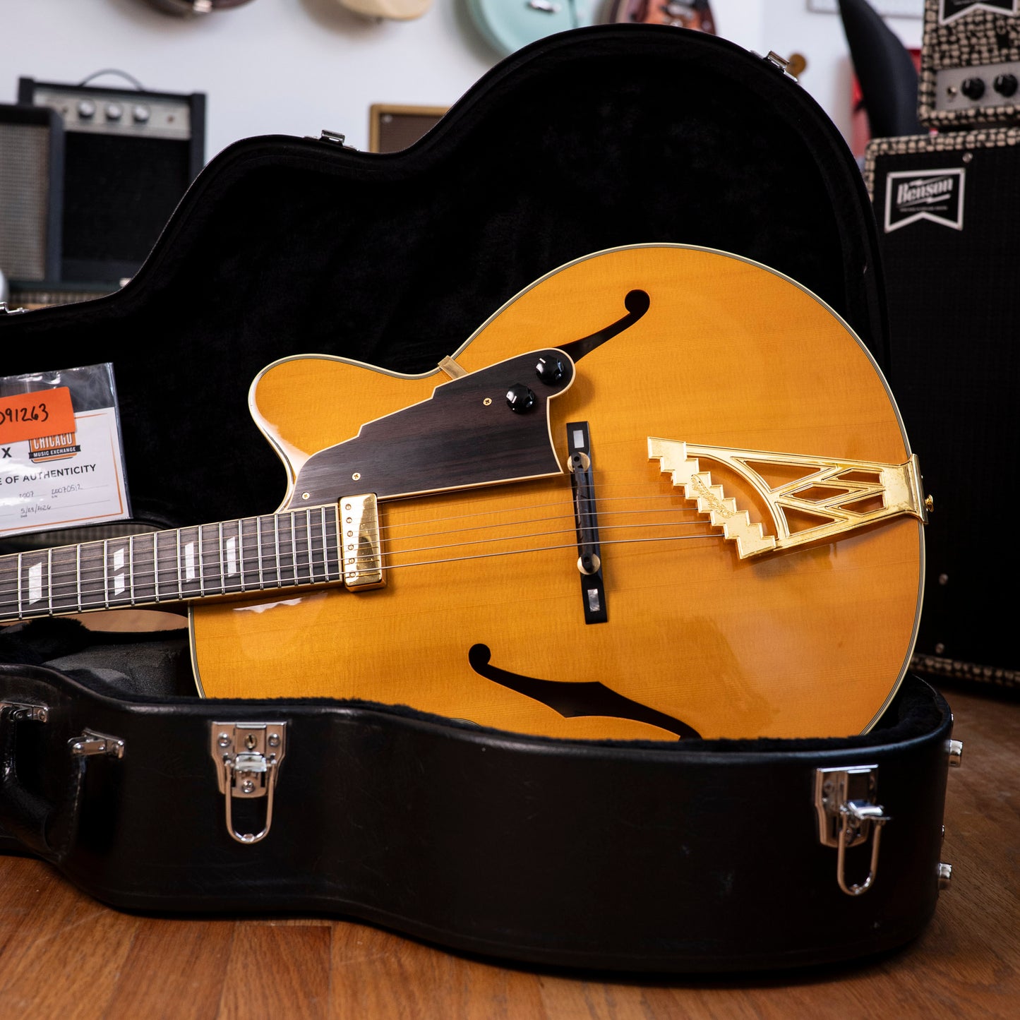 D'Angelico New Yorker NYL-6 Special 2007 – John Oates Collection