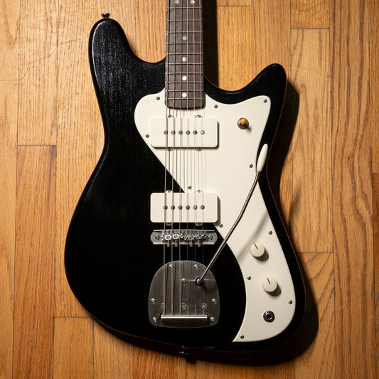 Black Bobbin Phantone Aged Black