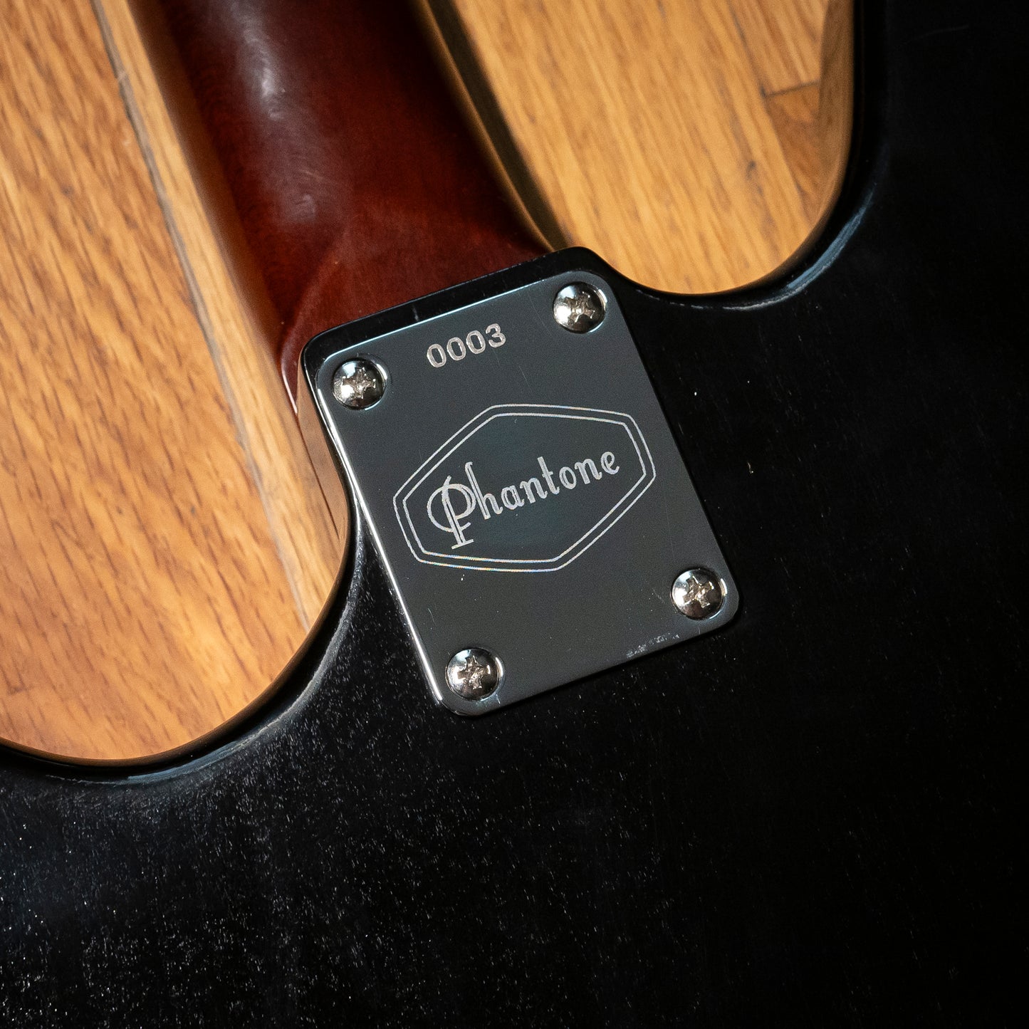 Black Bobbin Phantone Aged Black