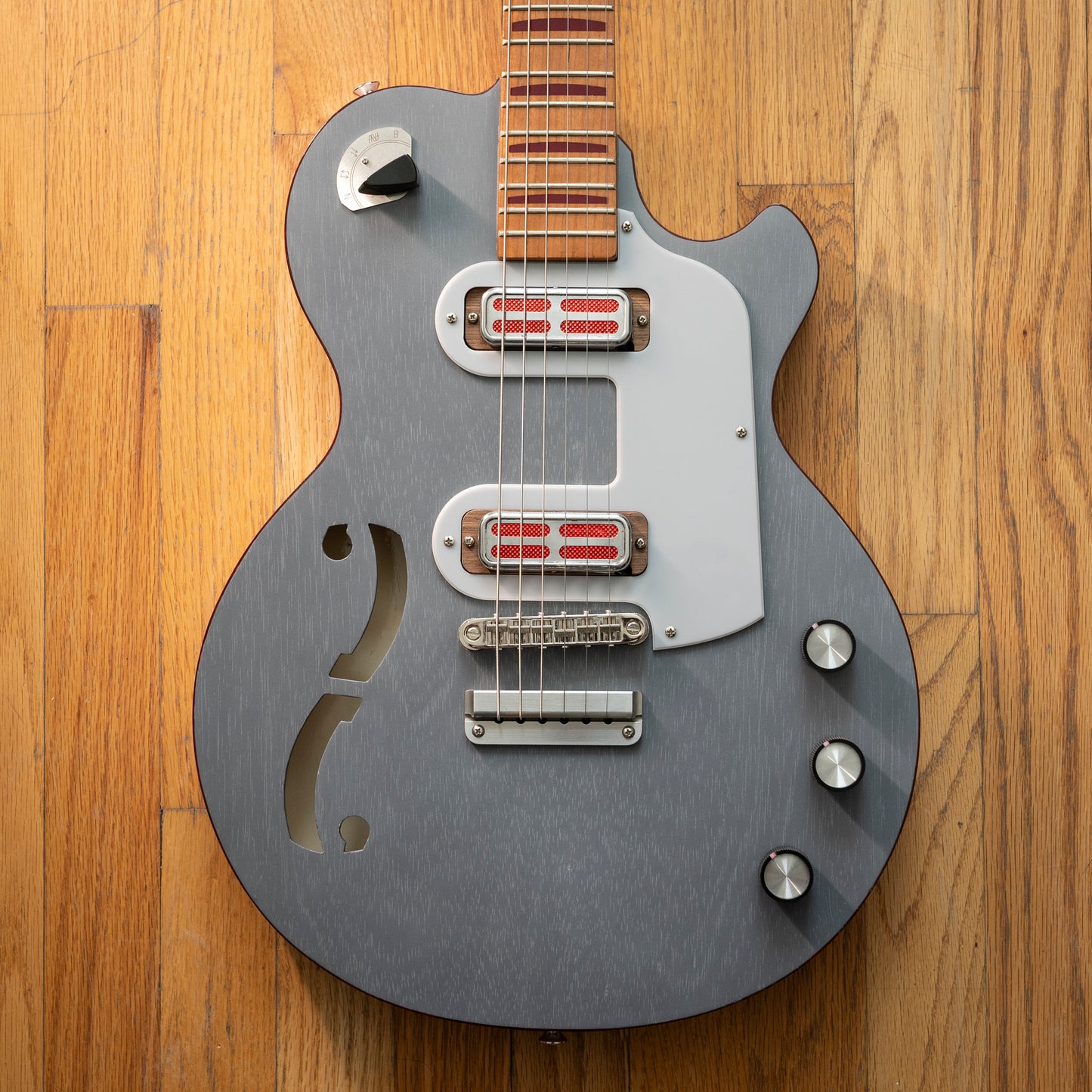 Lockhorn Instruments Zipper Slate & Pink Pearl Floor Model