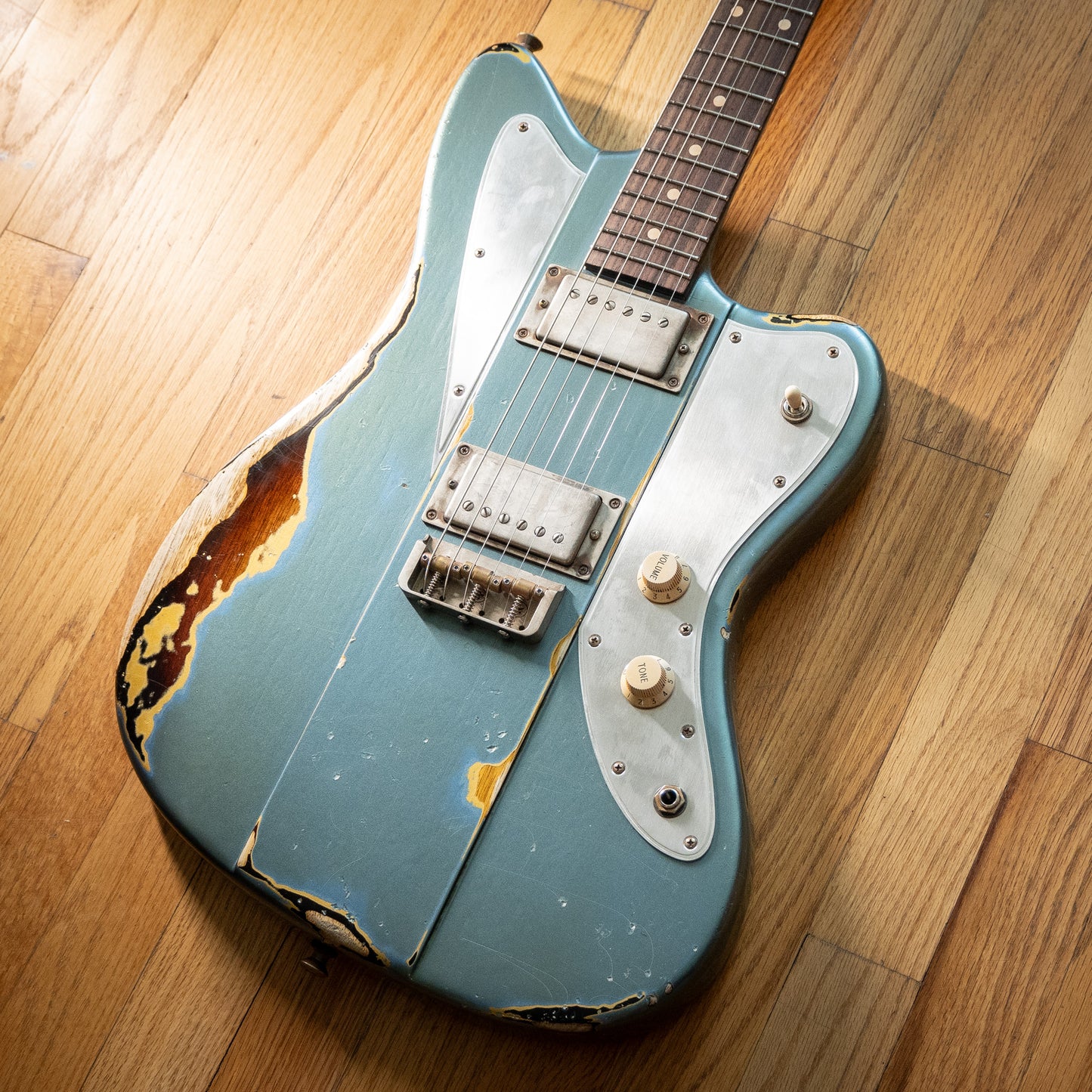 b3 Monroe Sunburst Pelham Blue / Gold / 3TSB Prototype