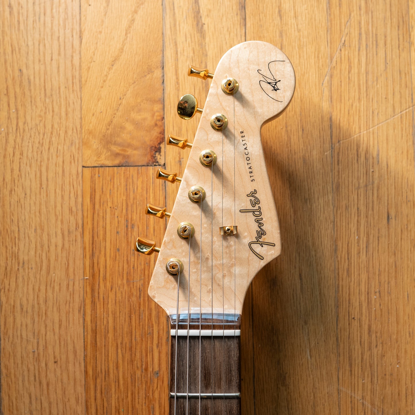 Fender Custom Shop Robert Cray Stratocaster Violet 2018