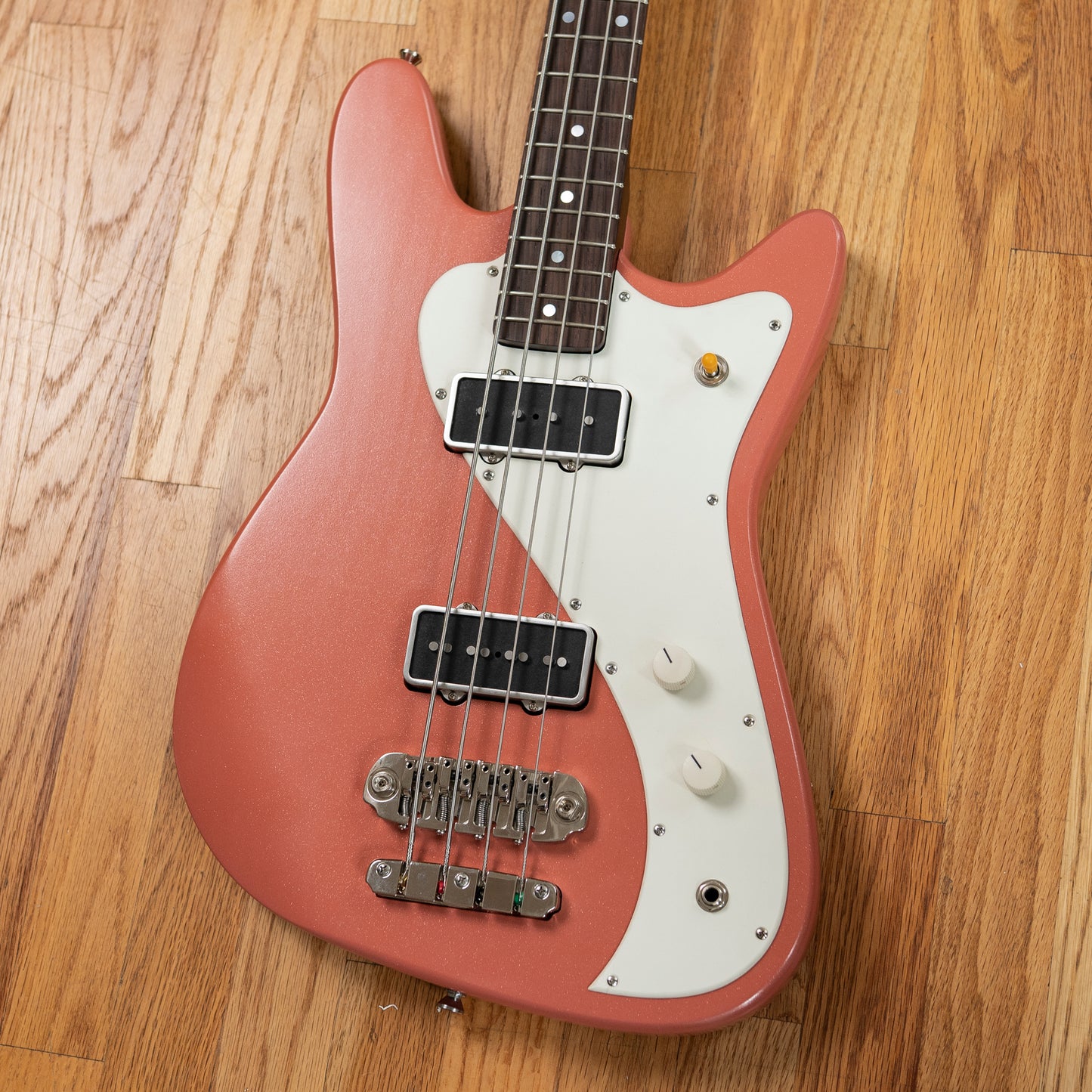 Black Bobbin Phantone Bass Coralline Sparkle