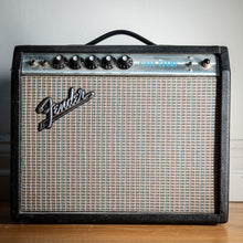 Load image into Gallery viewer, Fender Vibro Champ Silver Panel 70s
