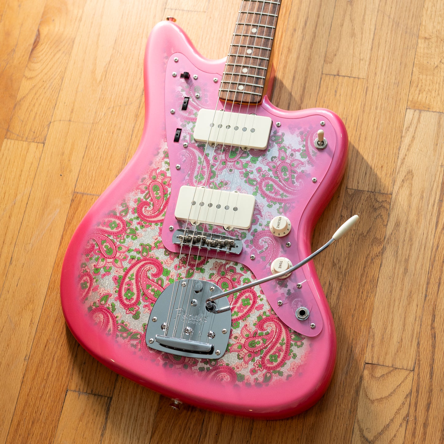 Fender Traditional 60s Jazzmaster MIJ Pink Paisley 2018