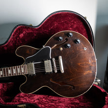 Load image into Gallery viewer, Gibson CS ES-335 1963 RI (Pre-Sold Limited) Lightly Aged Walnut NH CME w/OHSC
