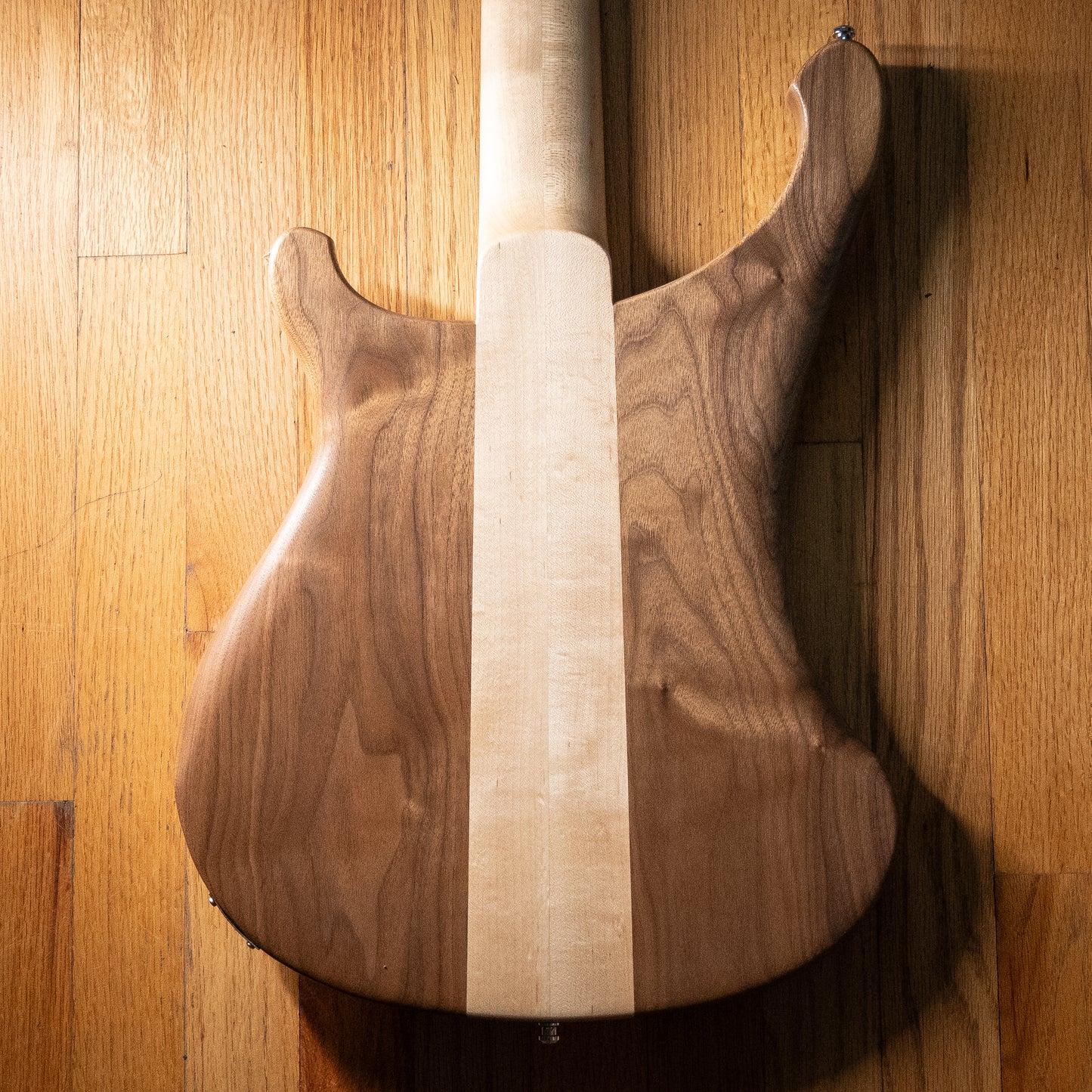 Rickenbacker 4003S-5 Walnut w/OHSC