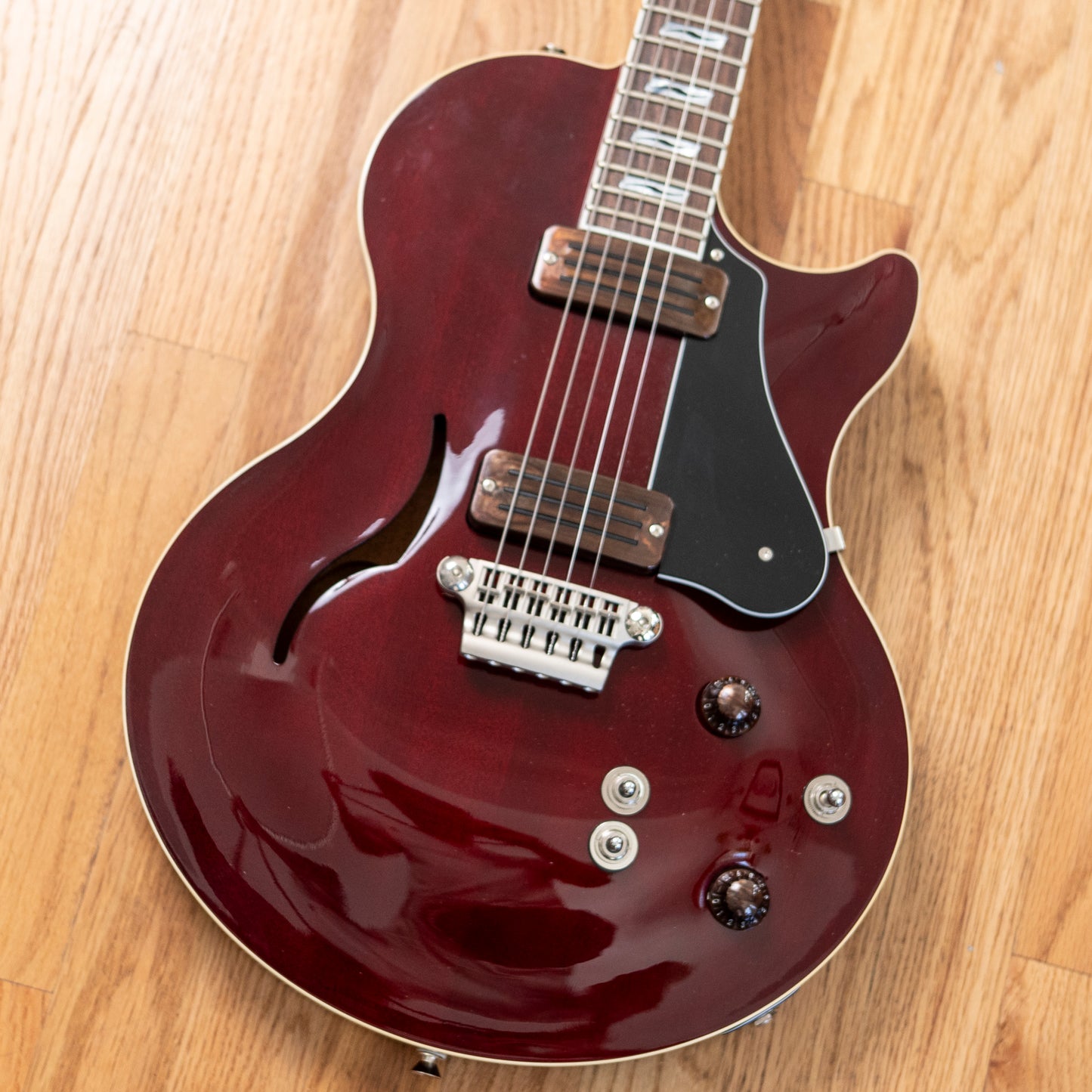 Vox Virage Deep Cherry Red USED