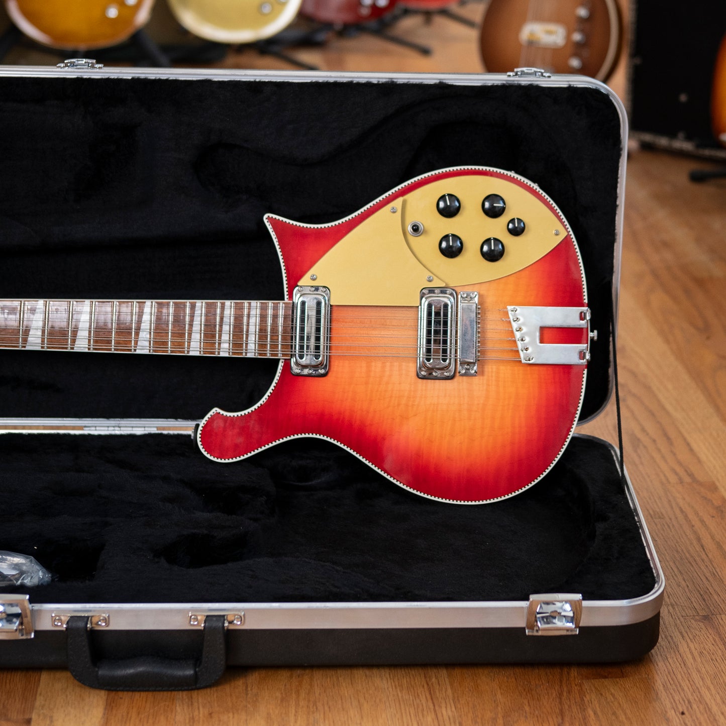 Rickenbacker 660/12 Fireglo 2021
