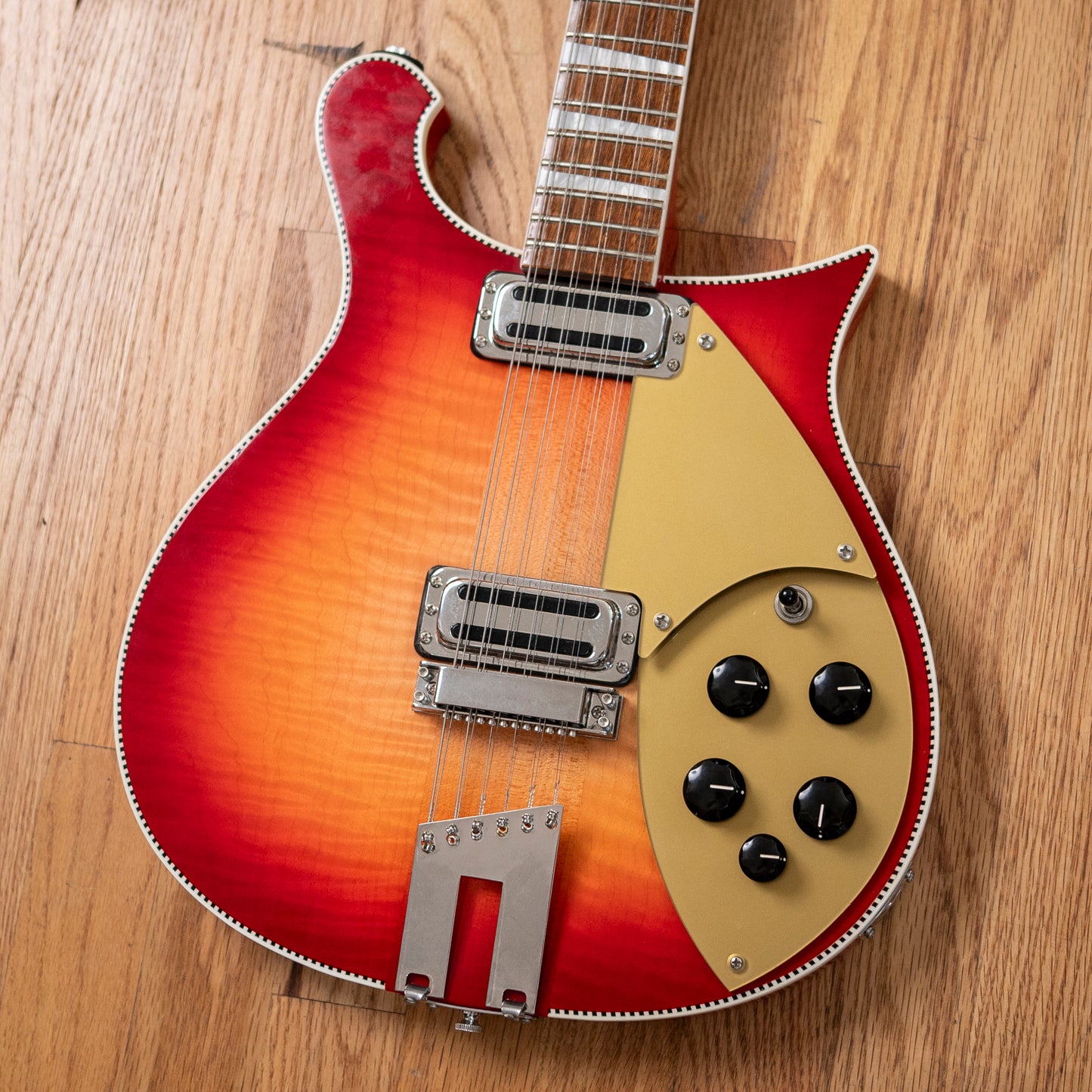 Rickenbacker 660/12 Fireglo 2021