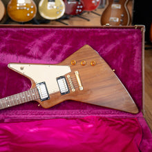 Load image into Gallery viewer, Gibson Explorer 1976 w/OHSC
