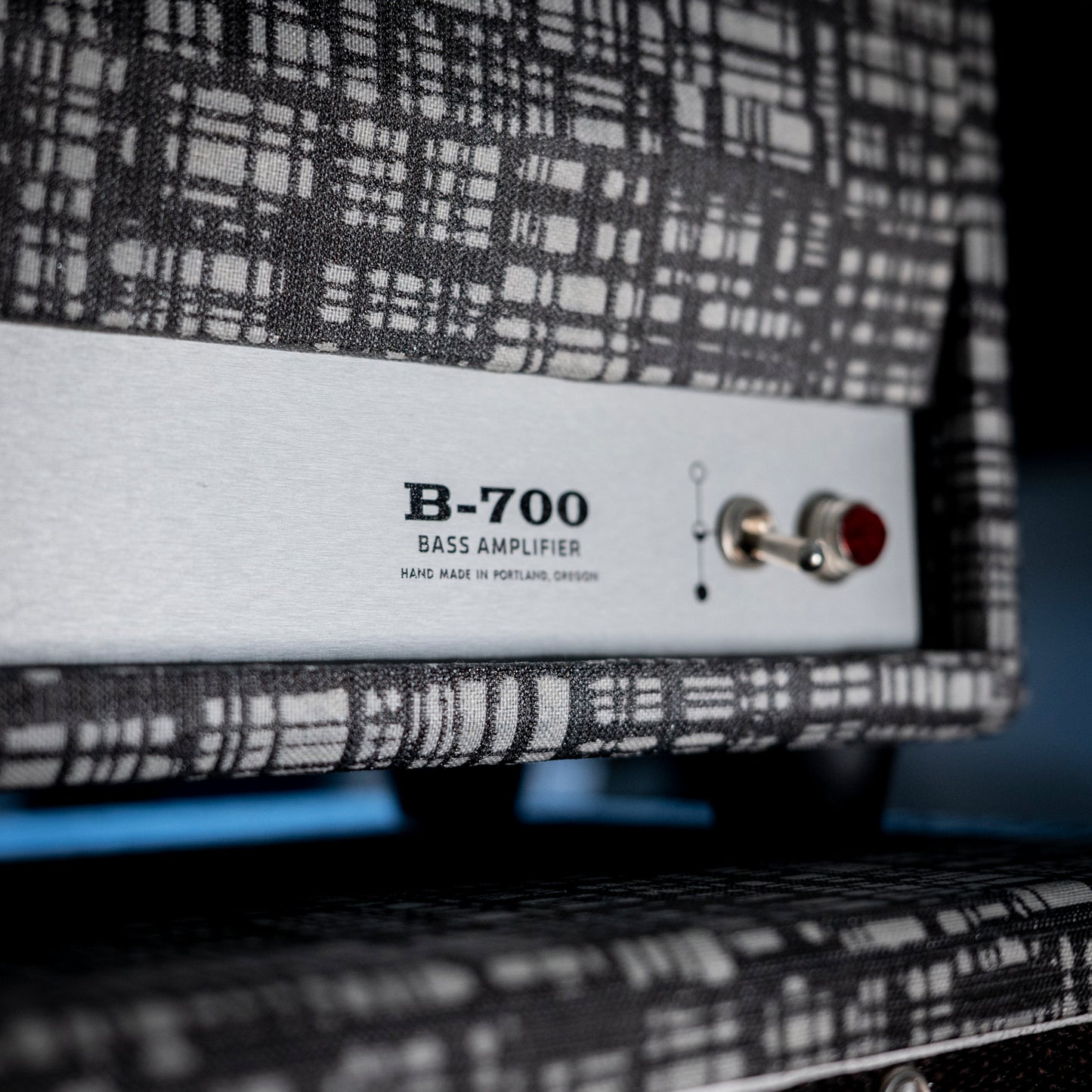 Benson B-700 Bass Amp & Cab