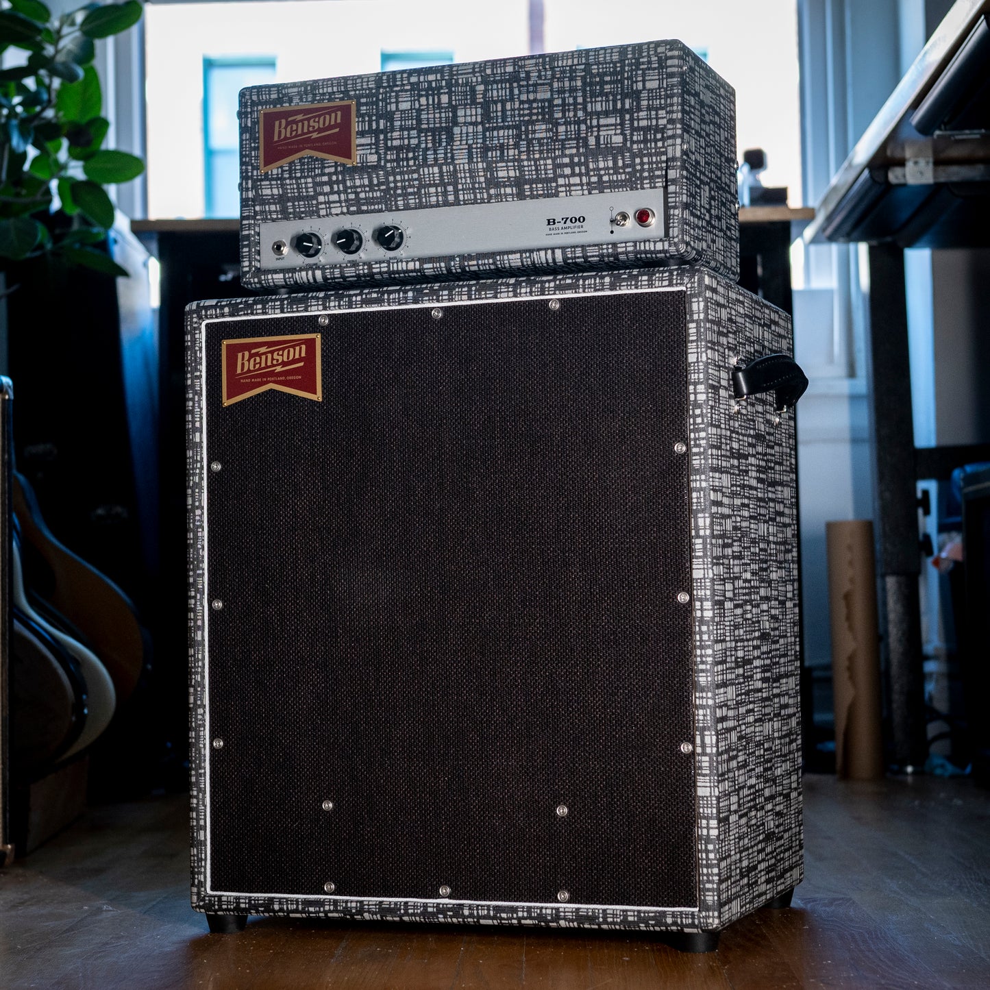 Benson B-700 Bass Amp & Cab