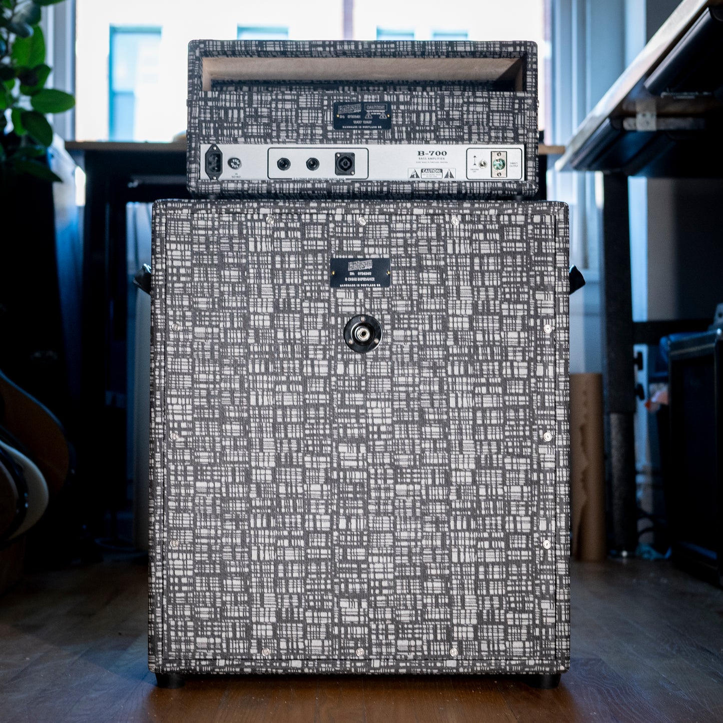 Benson B-700 Bass Amp & Cab