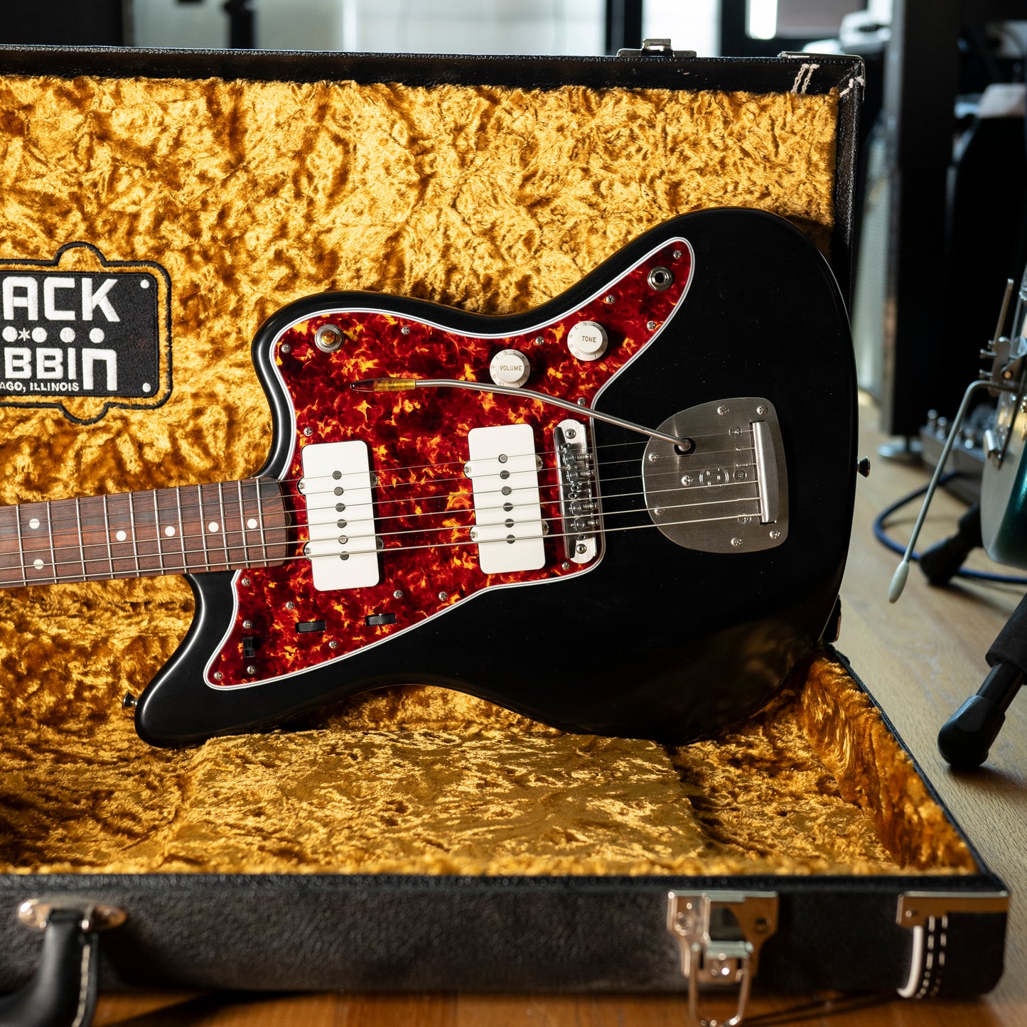 Black Bobbin Custom JM Black w/ Brazilian Rosewood Board USED