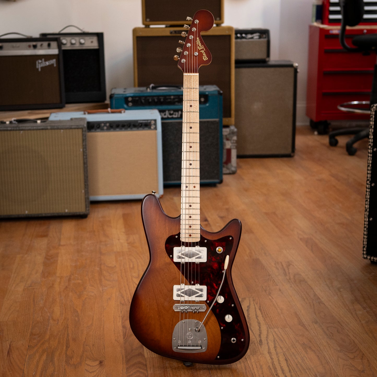 Black Bobbin Phantone Bridgeport Burst NAMM '26