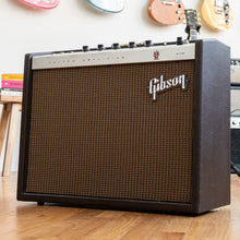 Load image into Gallery viewer, Gibson GA-19RVT Falcon 15-Watt 1x12&quot; Guitar Combo 1962 USED

