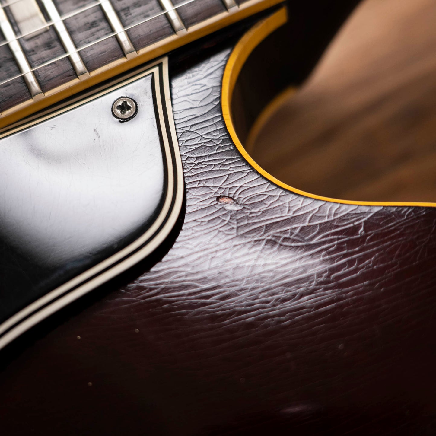 Gibson ES-330 Sunburst 1964 w/HSC