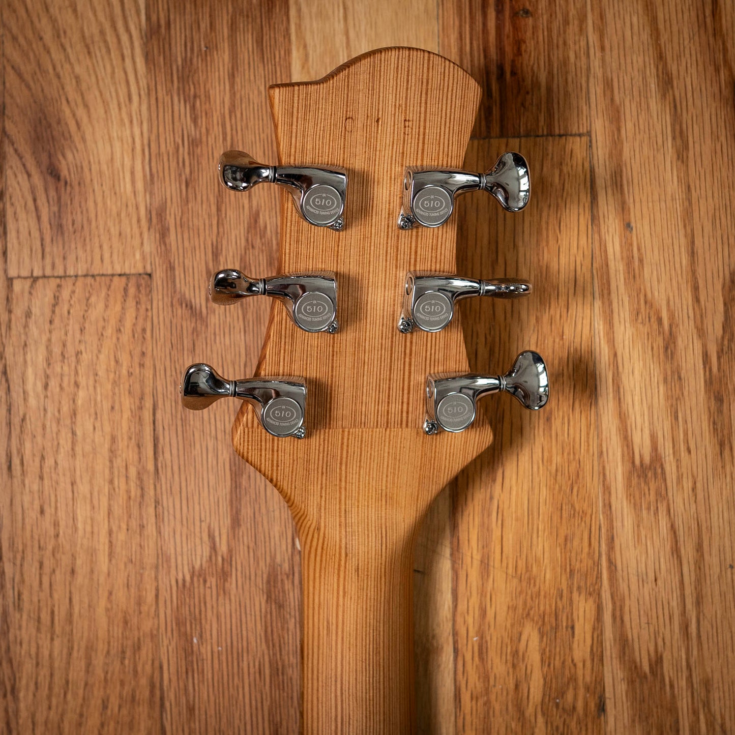 Losch Guitars Barnburner